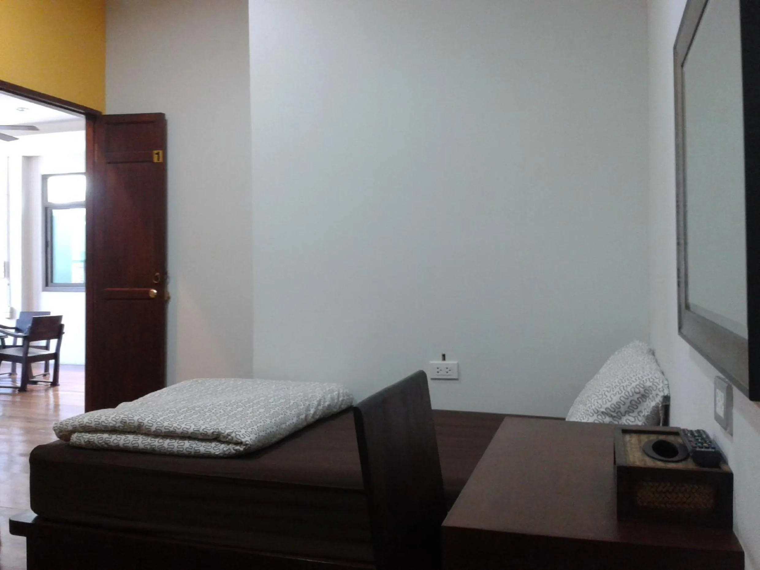 Superior Twin Room in Phuket Sunny Hostel