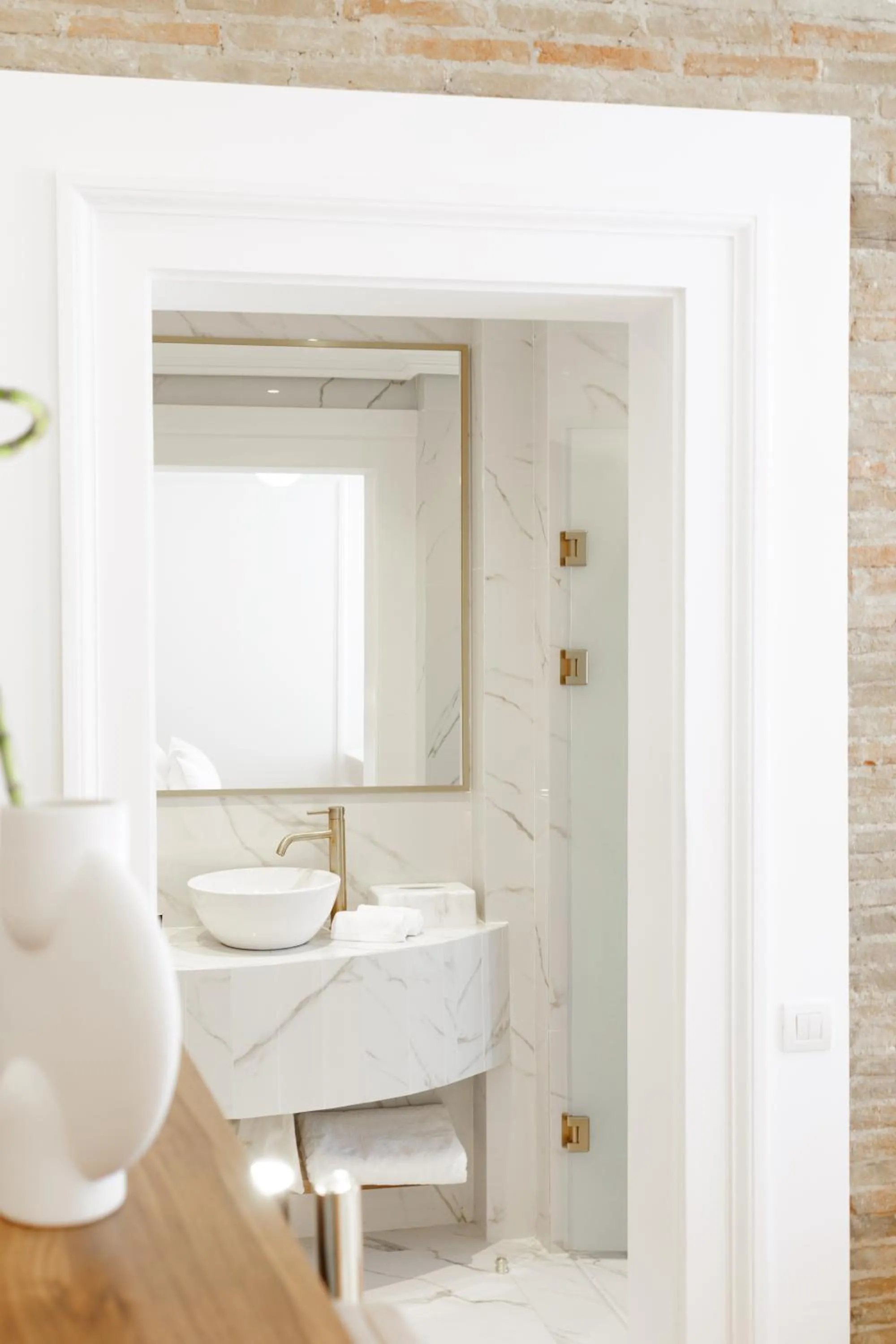 Suite with Hot Tub in La Divina