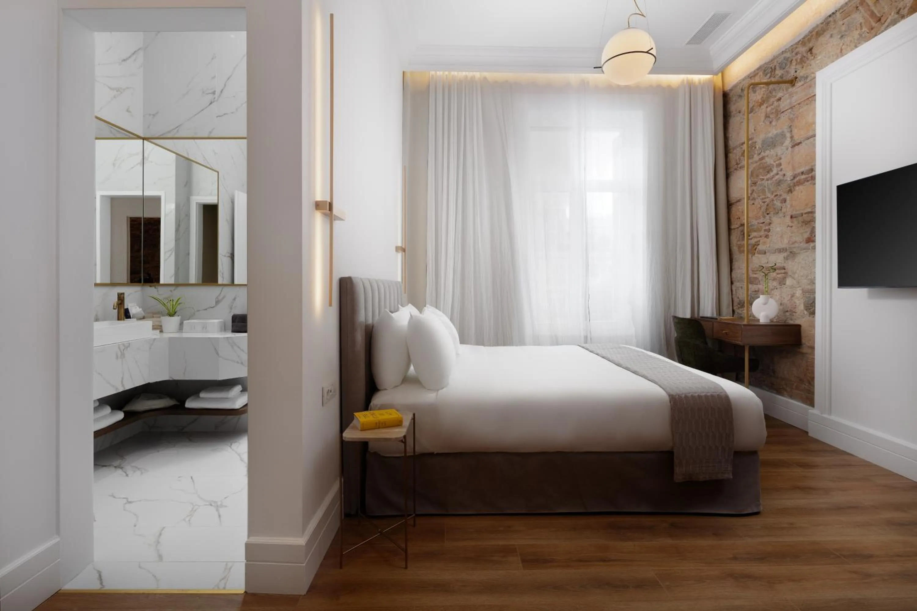 Standard Double Room in La Divina