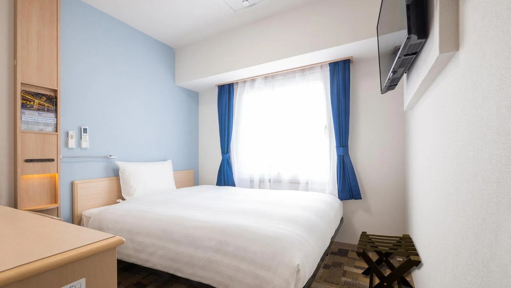 Double Room with Small Double Bed - Smoking in Toyoko Inn Kokura-eki Kita-guchi