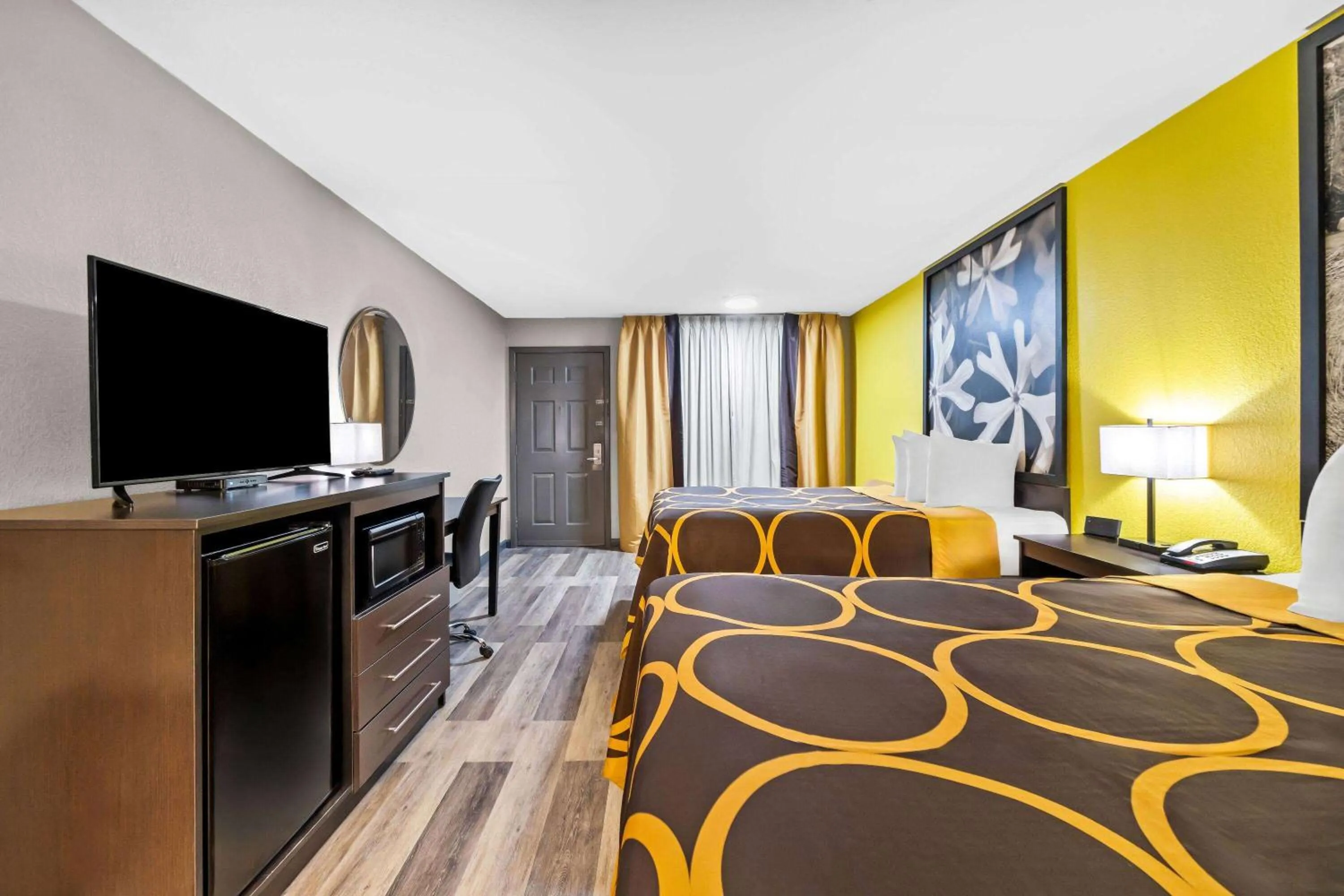 Queen Room with Two Queen Beds - Non-Smoking in Super 8 by Wyndham Paragould