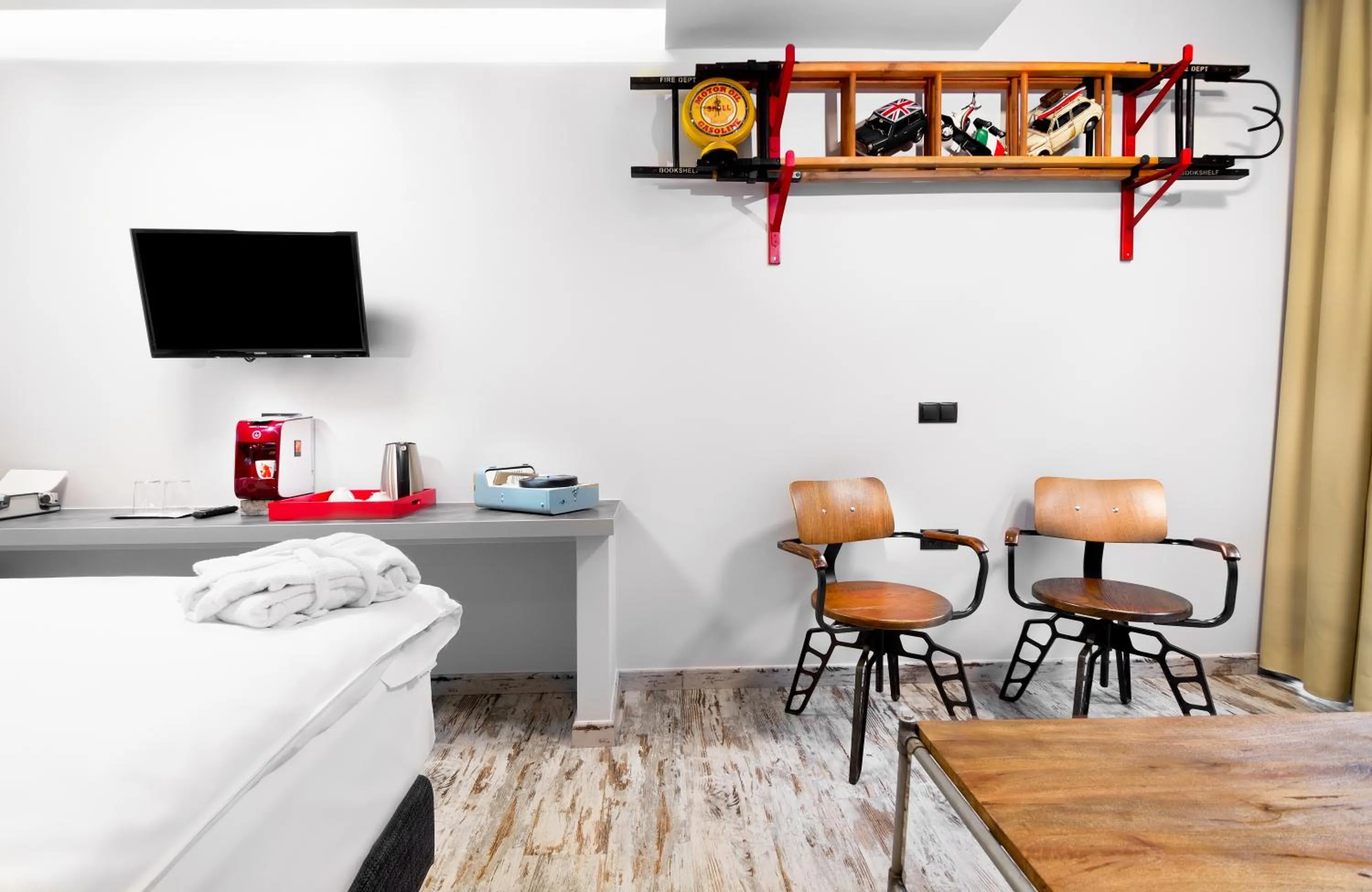 Junior Suite with Patio in 360 Degrees