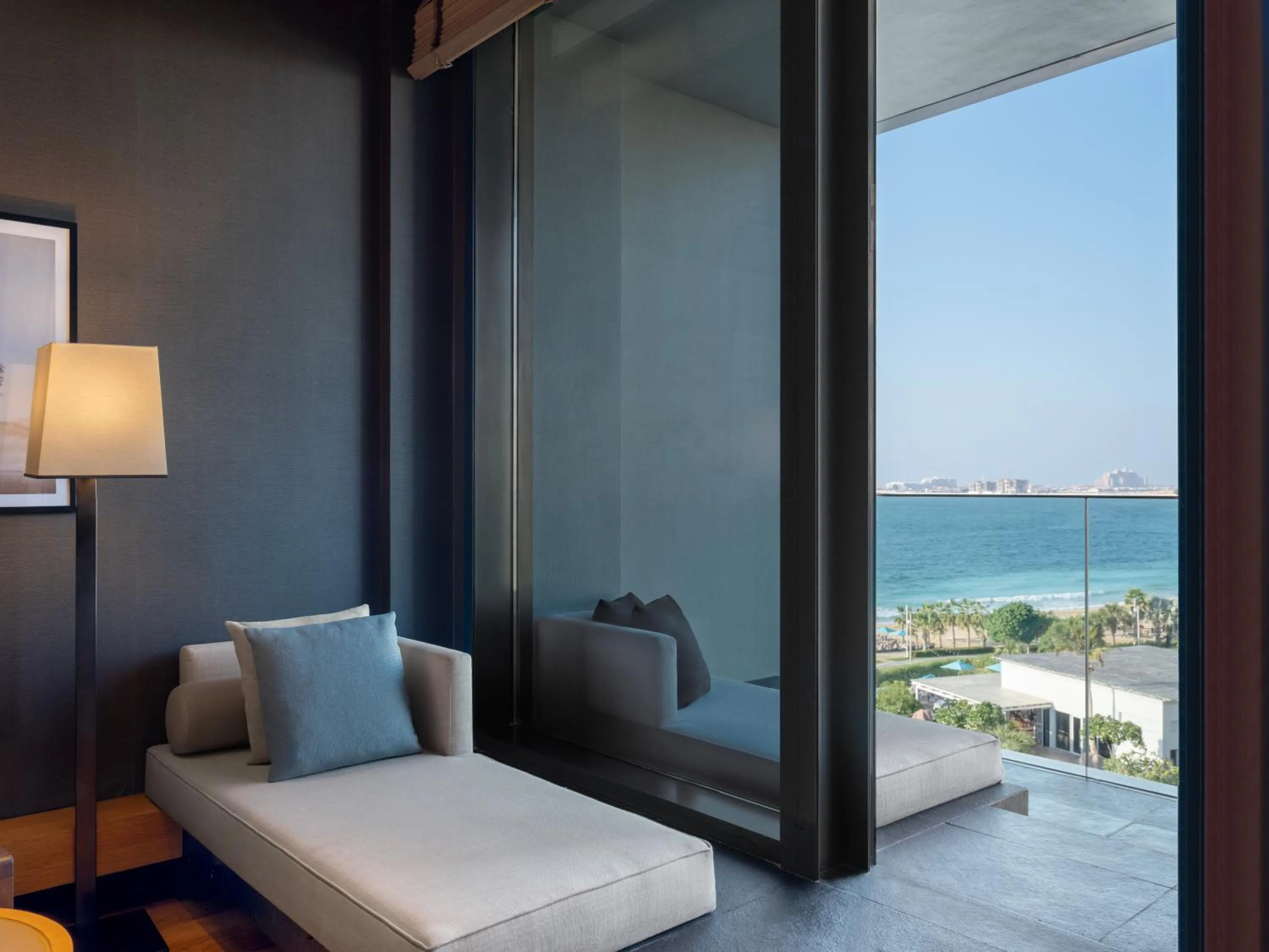 Bliss Resort View Guestroom in Banyan Tree Dubai at Bluewaters