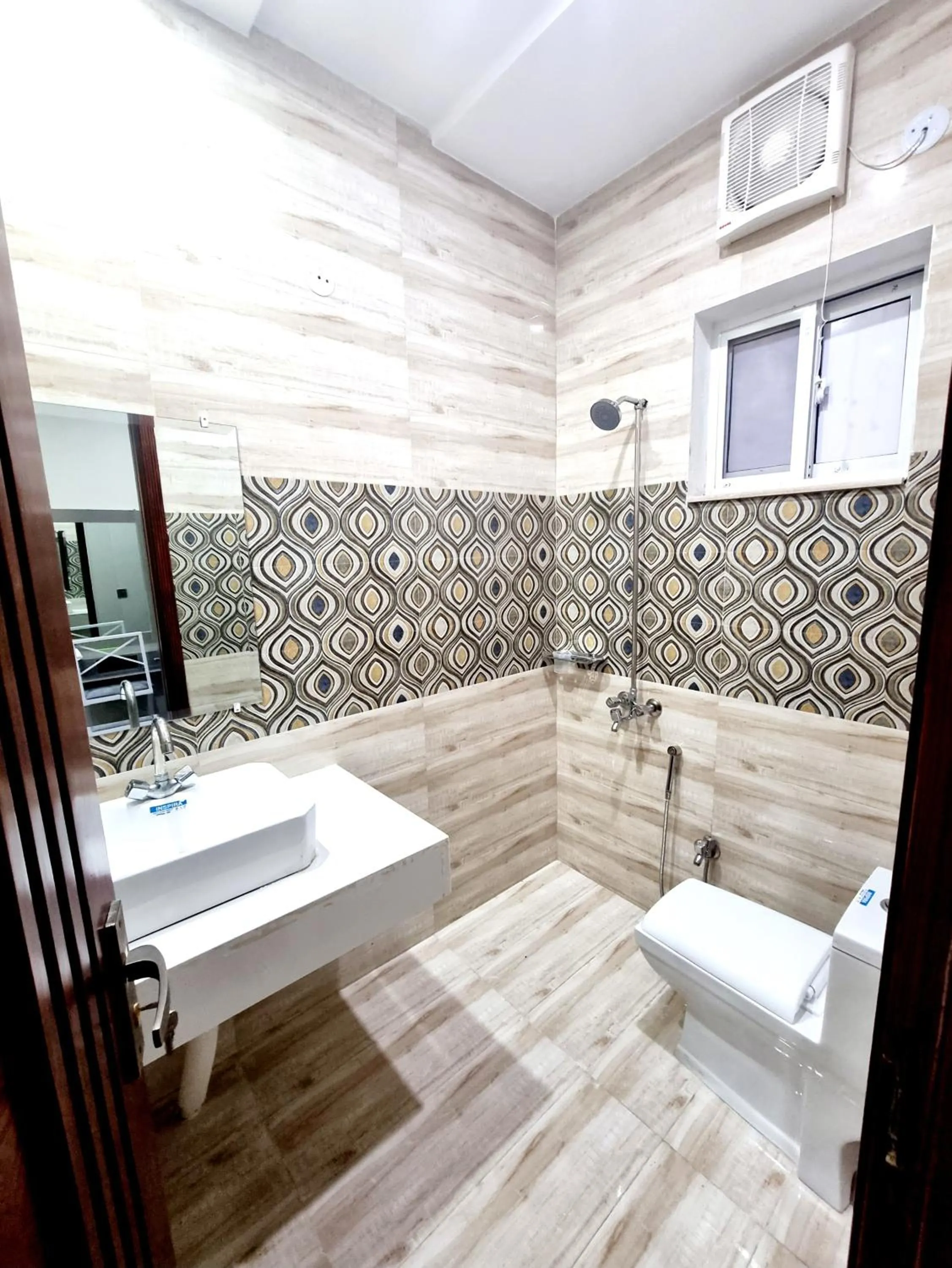 Deluxe King Room in Hotel Grand Pakeeza