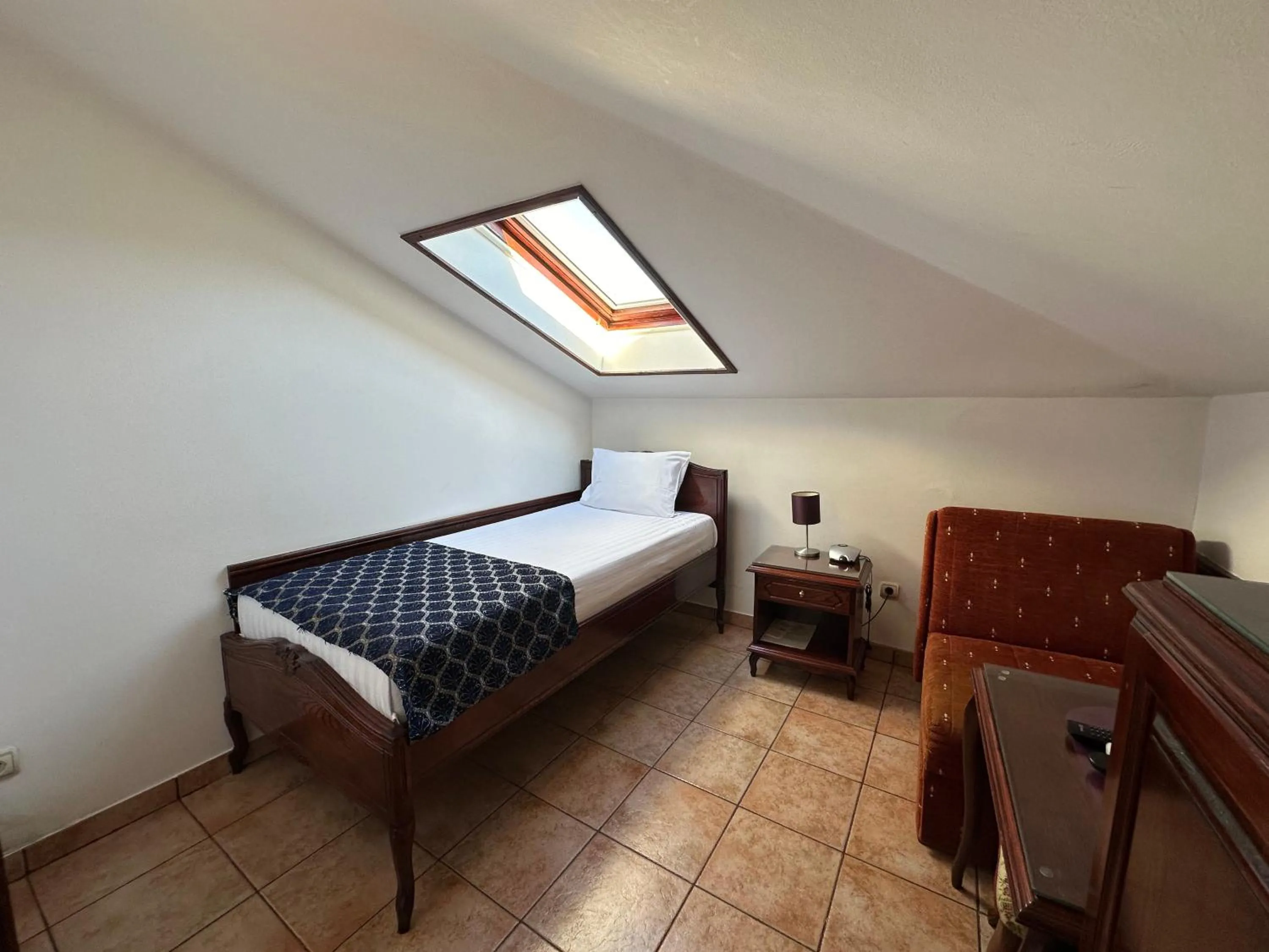 Small Single Room in Beatrix Lux Hotel