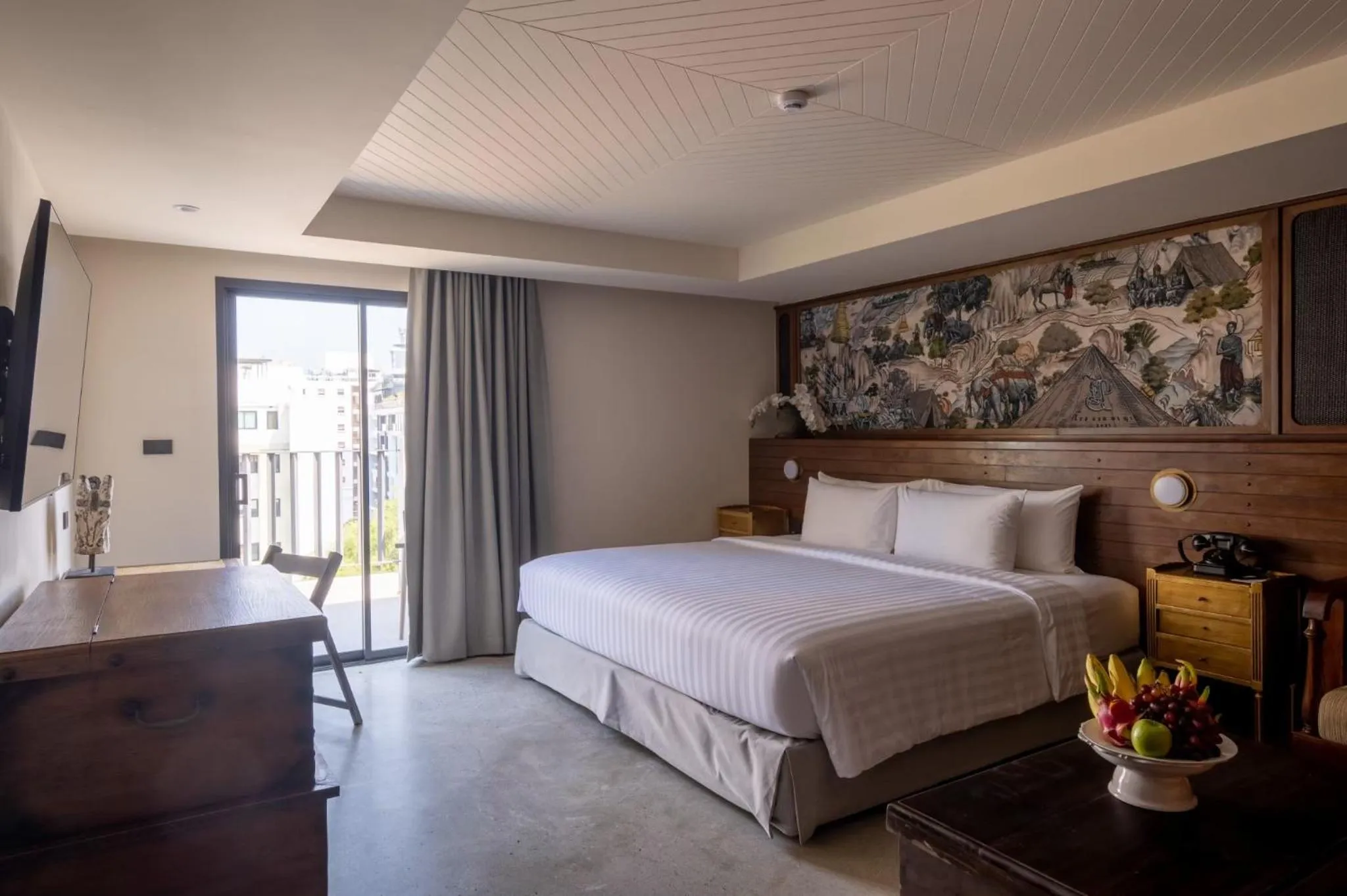 King Suite with Balcony in Payaa Hotel