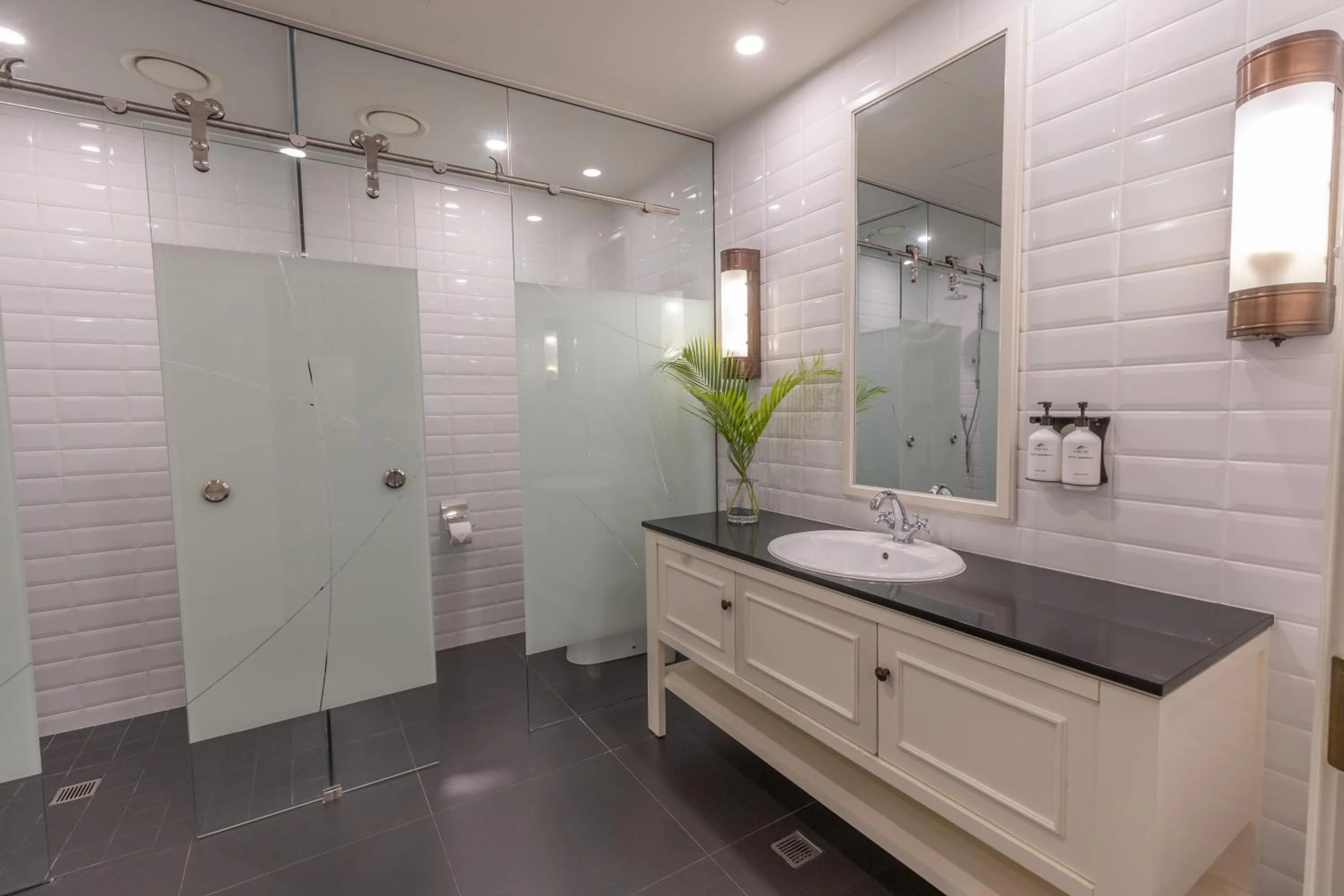 Heritage Suite in Grand Pacific Hotel