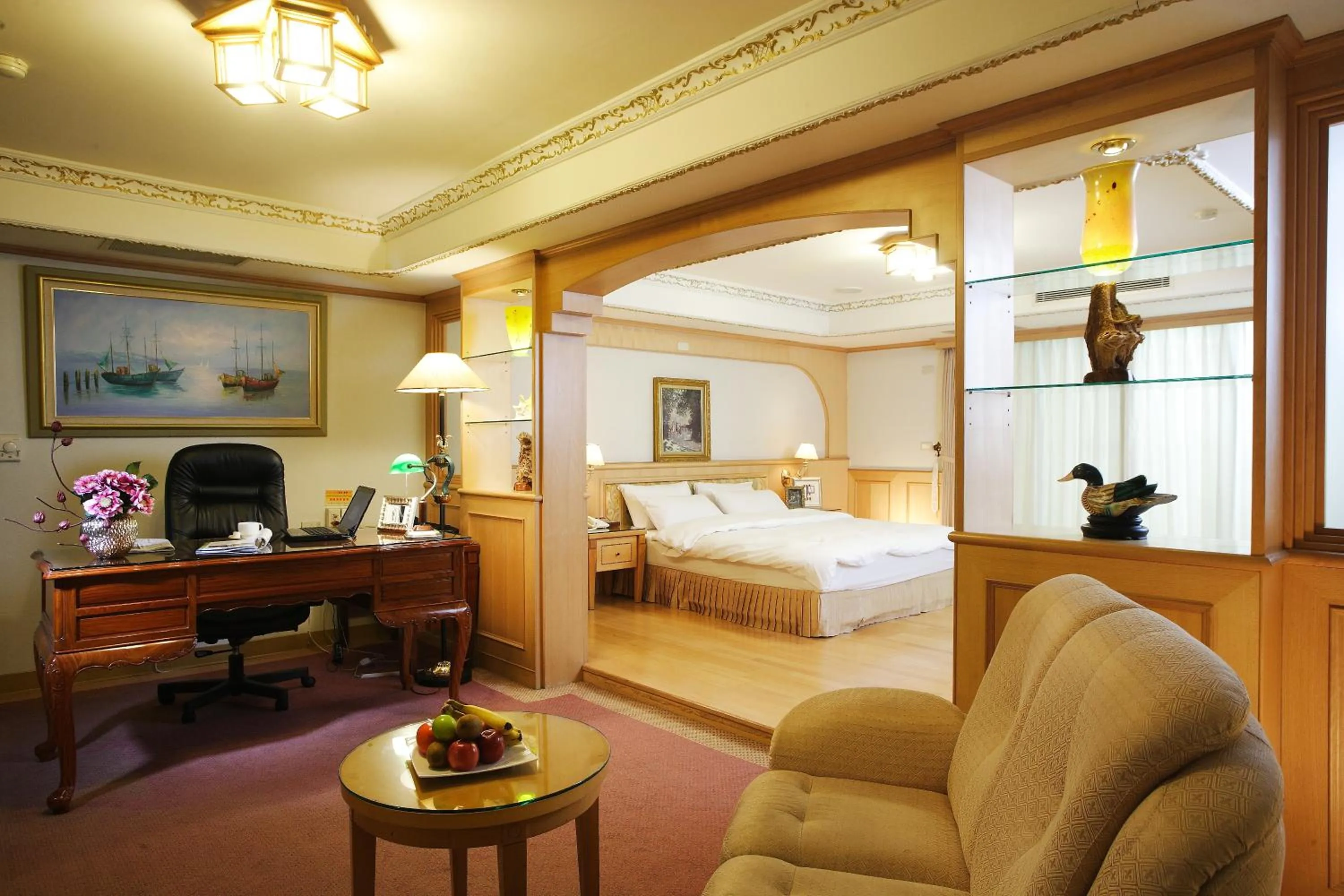Deluxe Queen Room with Two Queen Beds in Kingdom Hotel