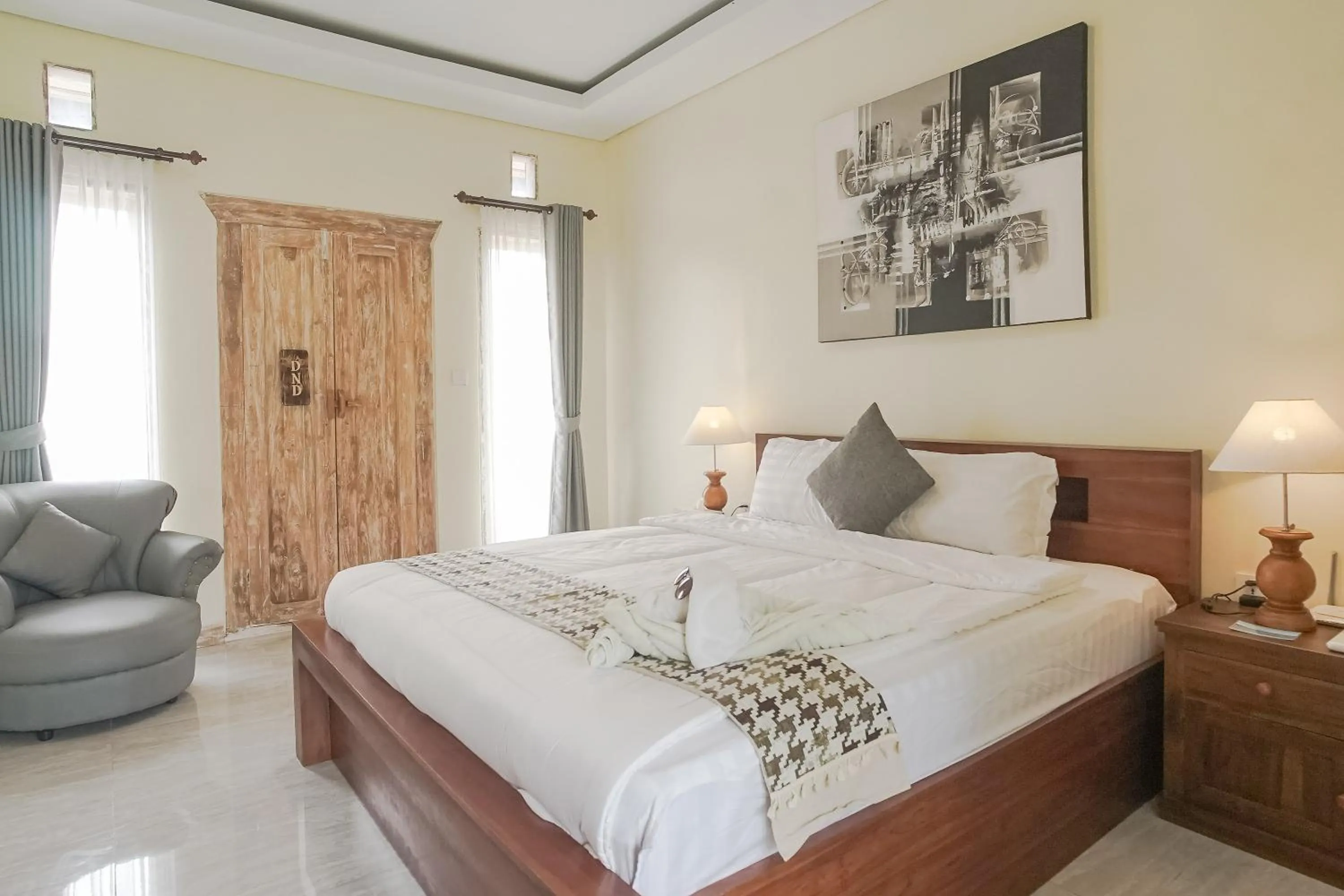 Double Room with Balcony in Giri Krisna Guest House