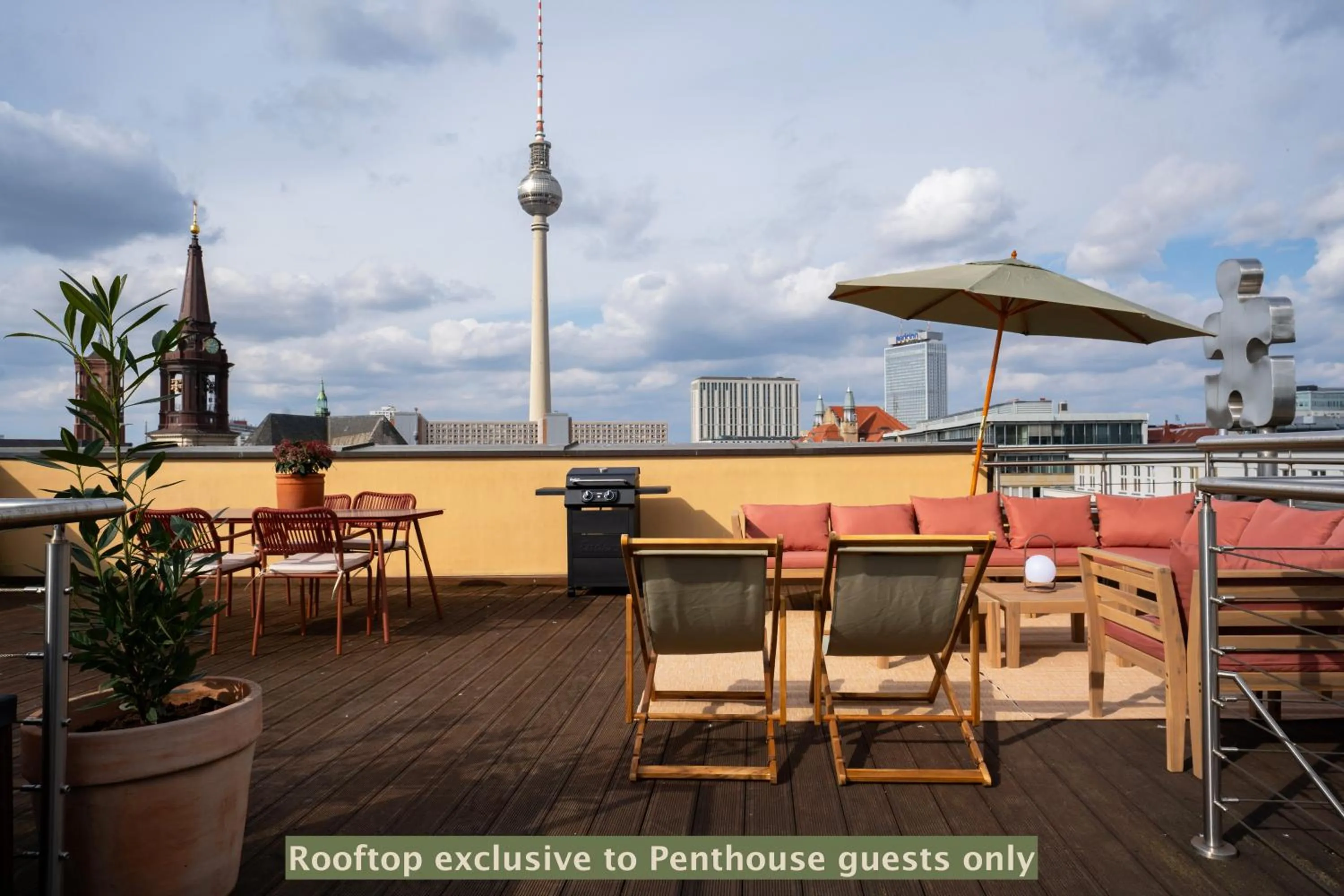 Curt Penthouse in The Charming by Curt Suites