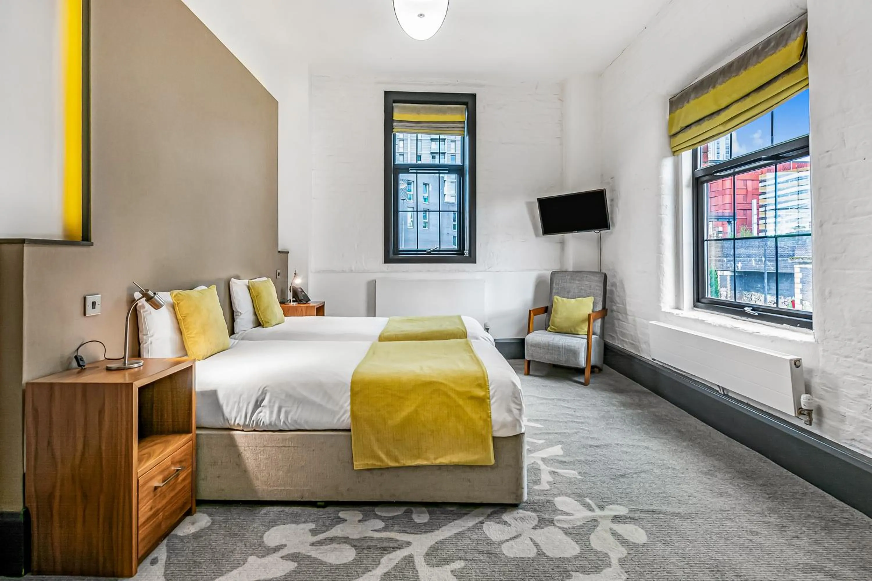 Standard Twin Room in The Ainscow Hotel