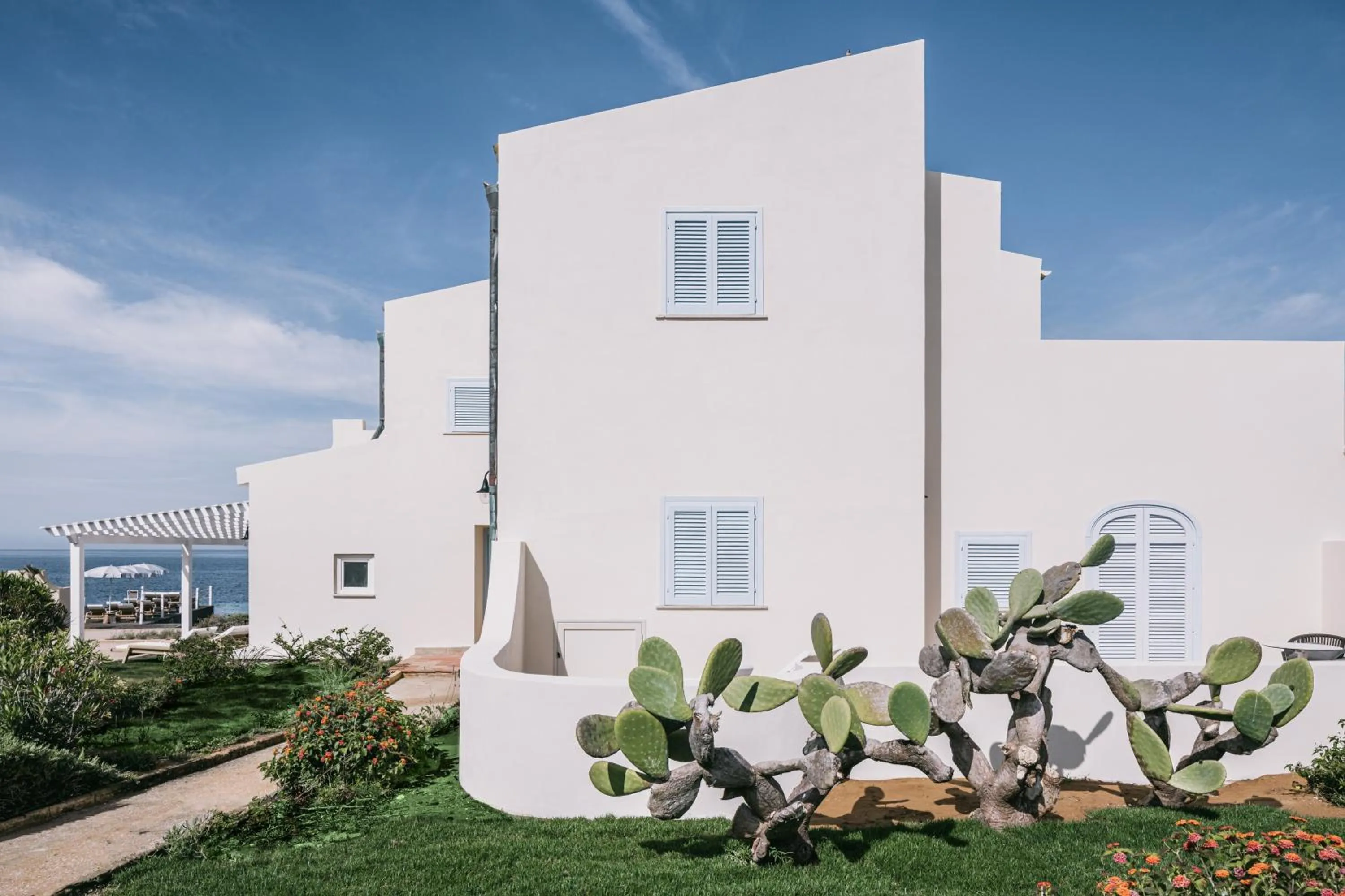 Quadruple Room with Sea View in Mangia's Favignana Resort
