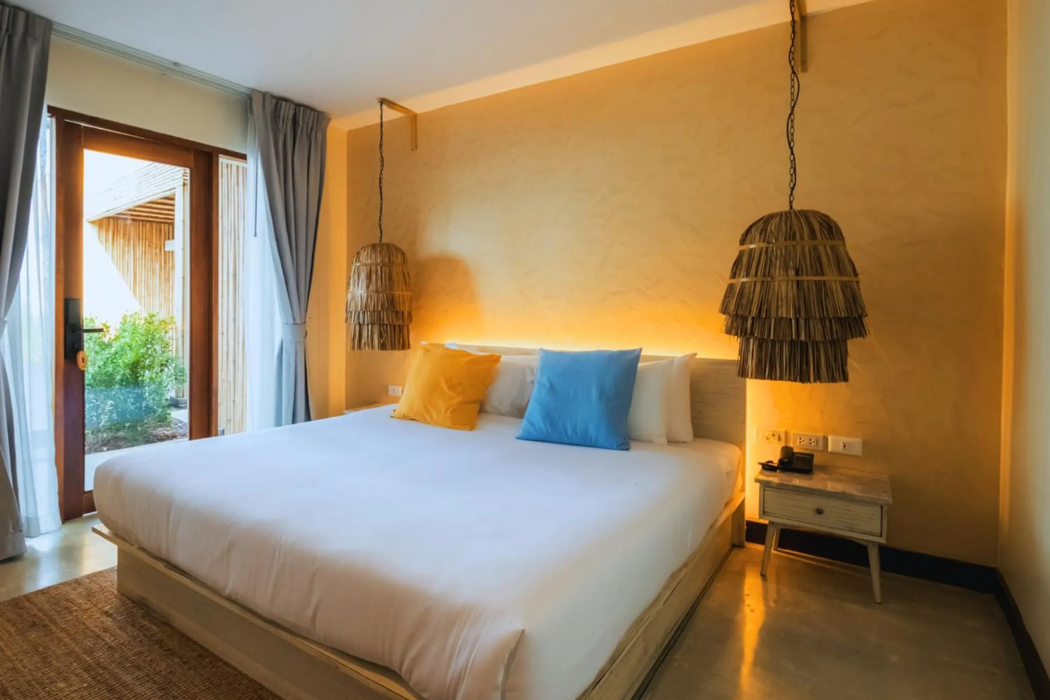 Superior Sea View in Sea Sun Bed & Beyond