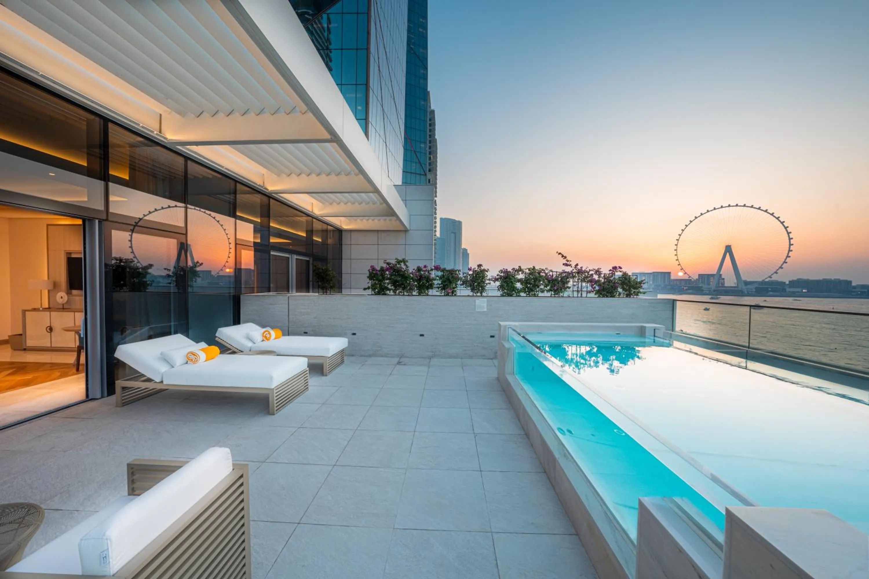 Pool Terrace Suite in FIVE Luxe