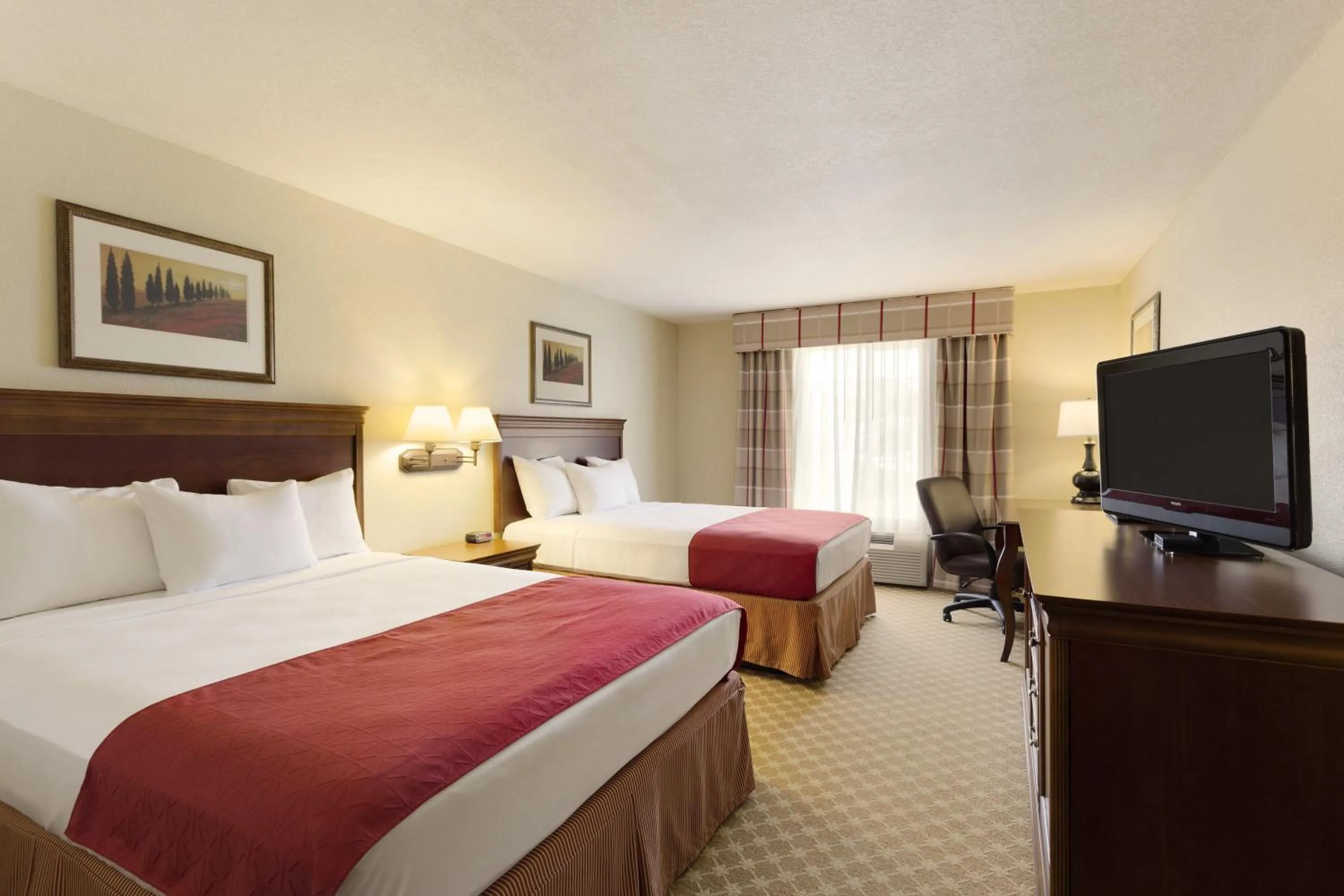 Queen Room with Two Queen Beds - Non-Smoking in Country Inn & Suites by Radisson, Nevada, MO