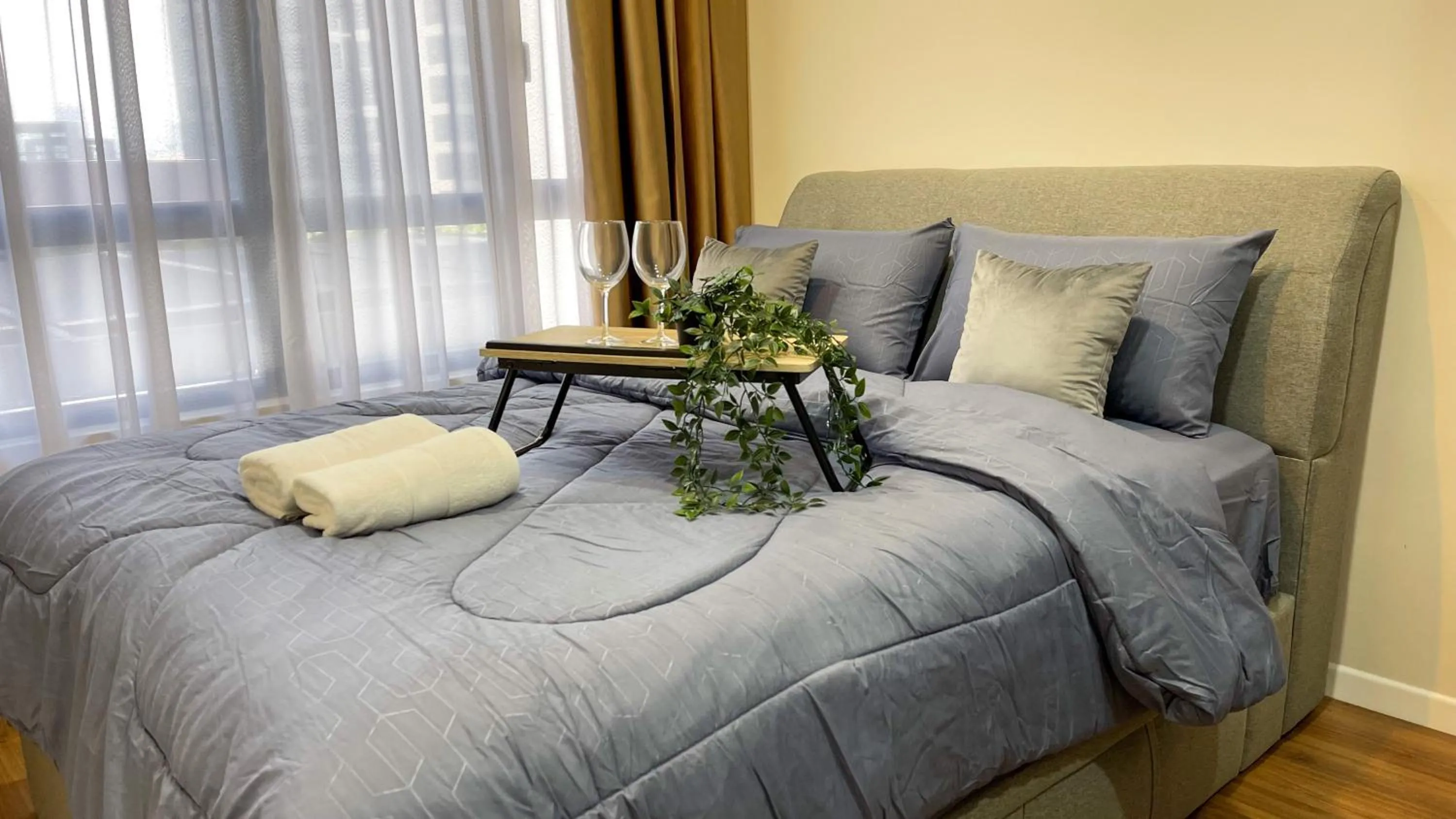 Three-Bedroom Apartment in Millerz Square Kuala Lumpur by Synergy