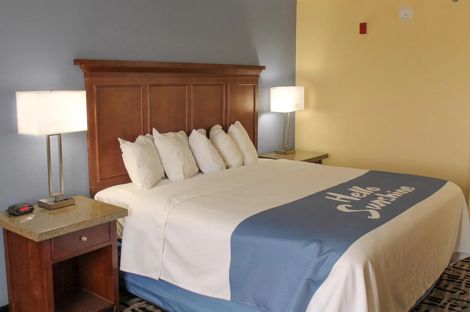 King Room - Non-Smoking in Days Inn by Wyndham Batavia Ohio