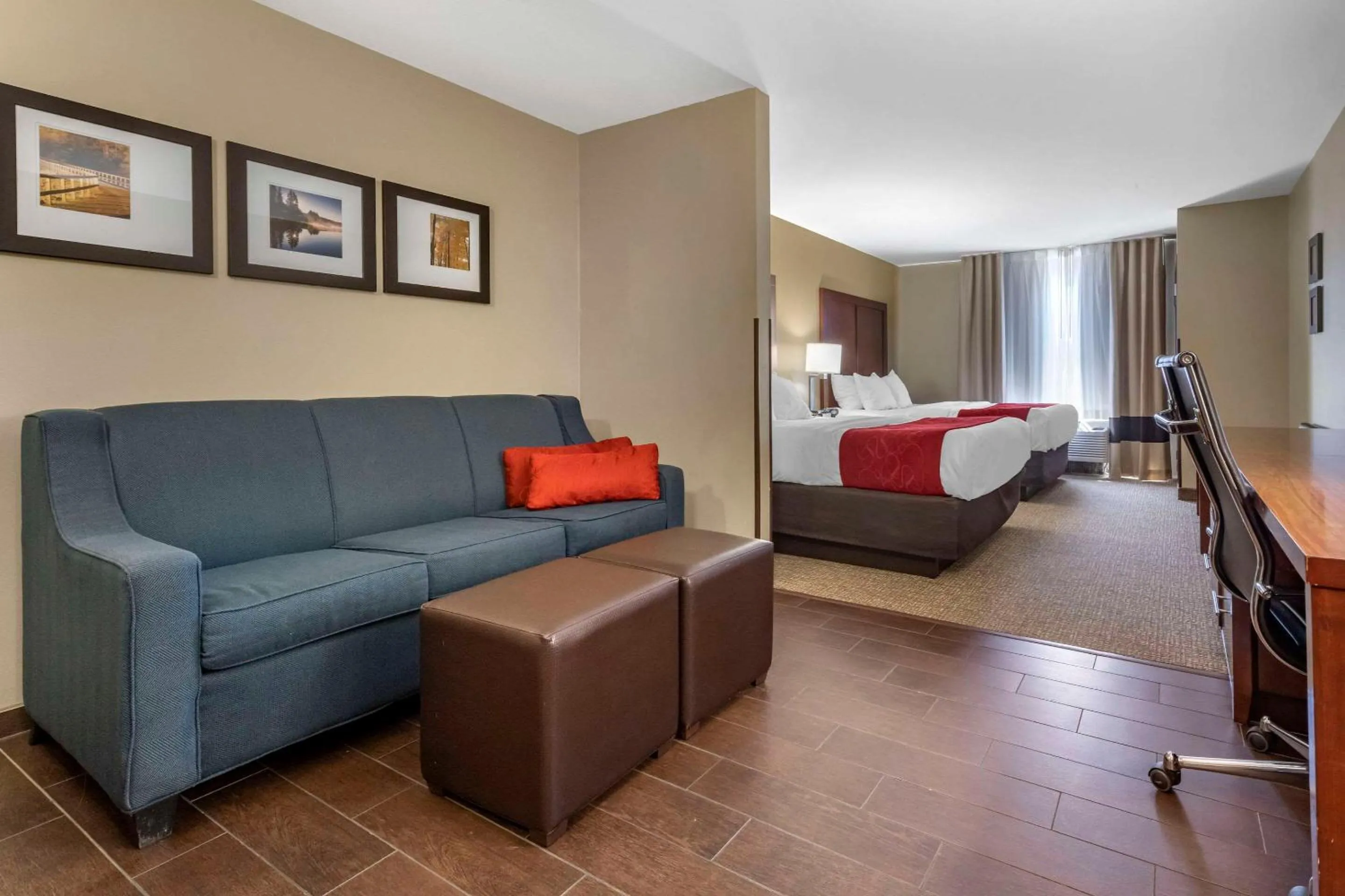 Queen Suite in Comfort Suites Bridgeport - Clarksburg