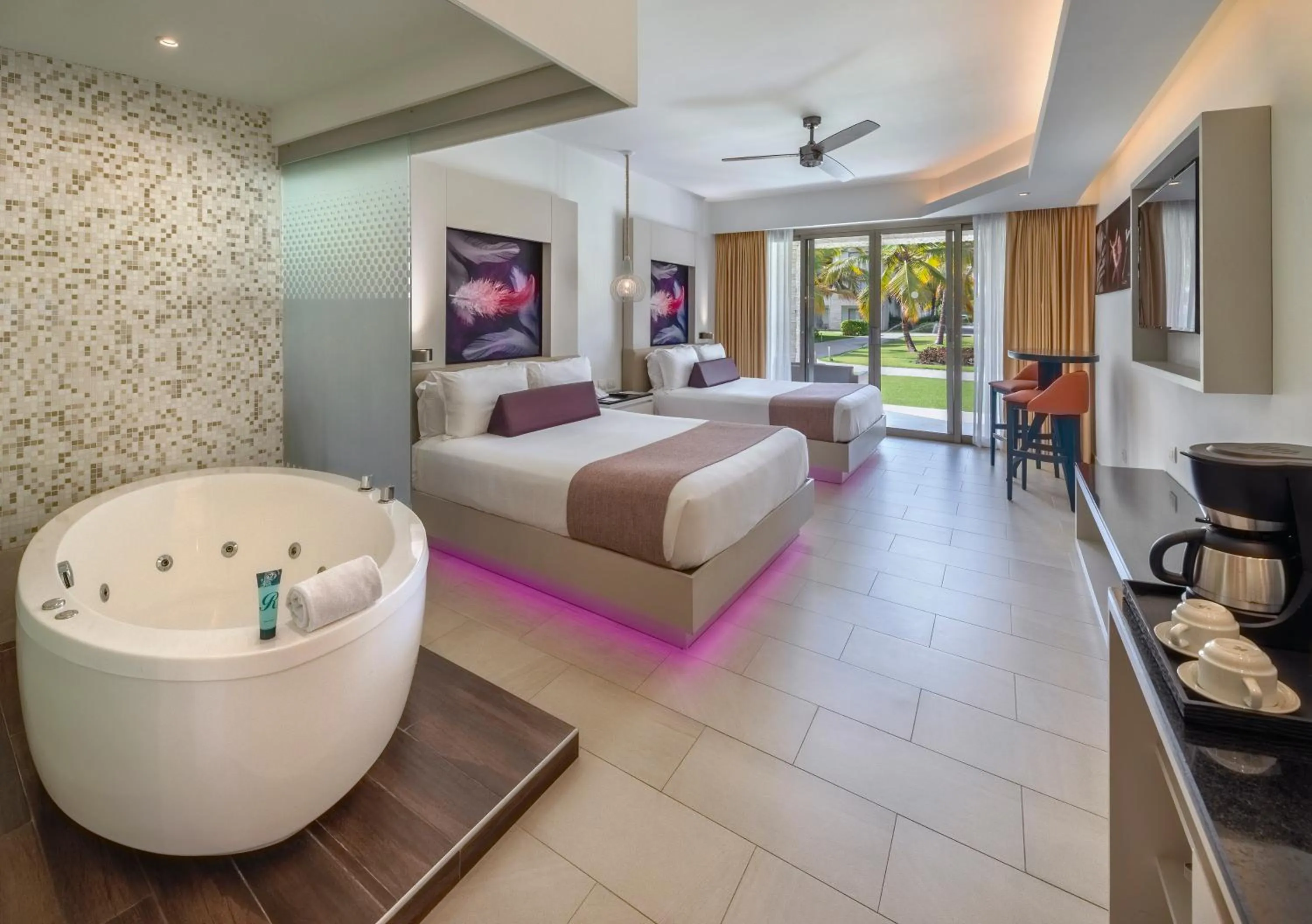 Luxury Junior Suite - single occupancy in Royalton CHIC Punta Cana, An Autograph Collection All-Inclusive Resort & Casino, Adults Only