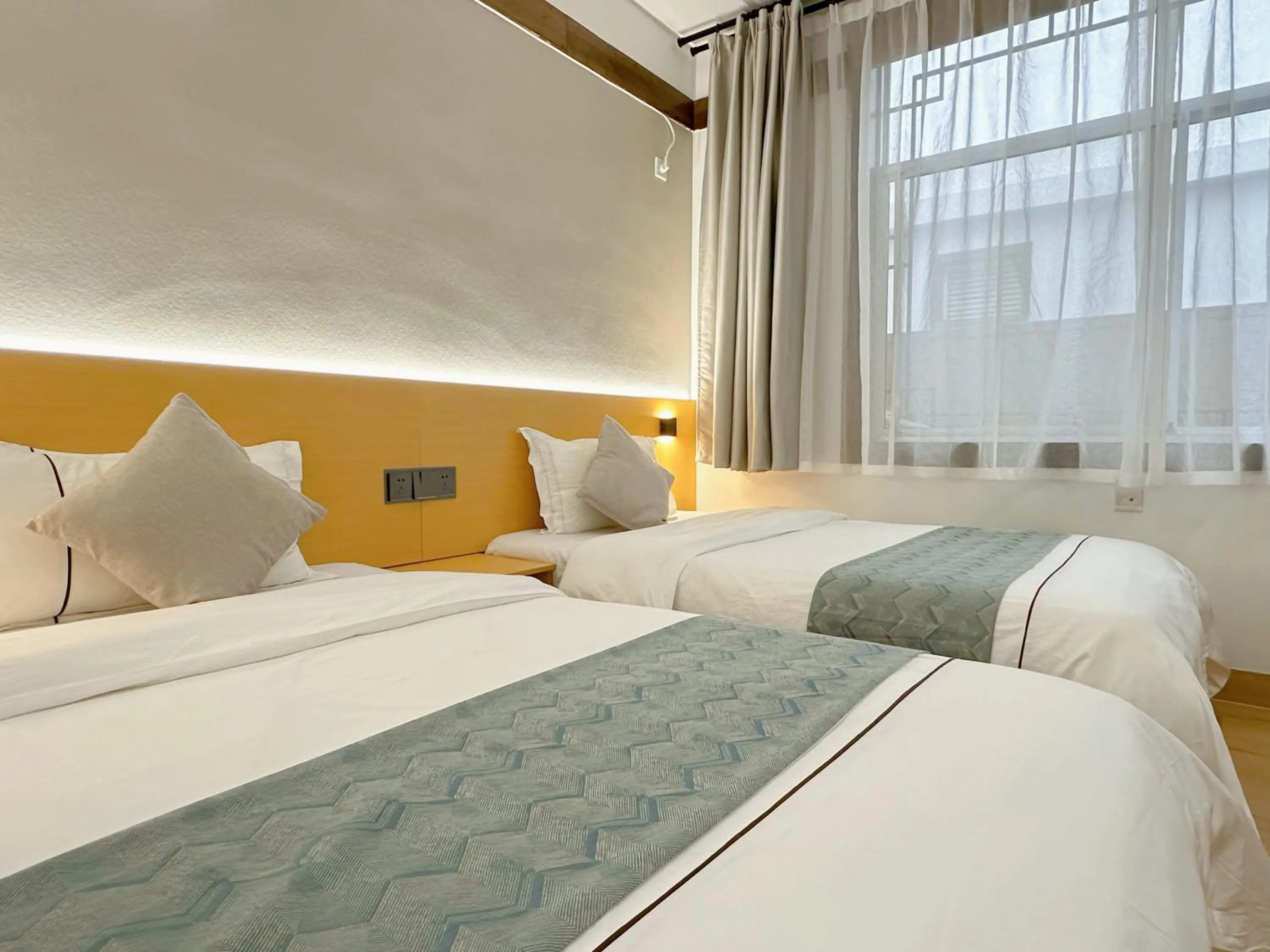 Budget Double Room in Hemu House