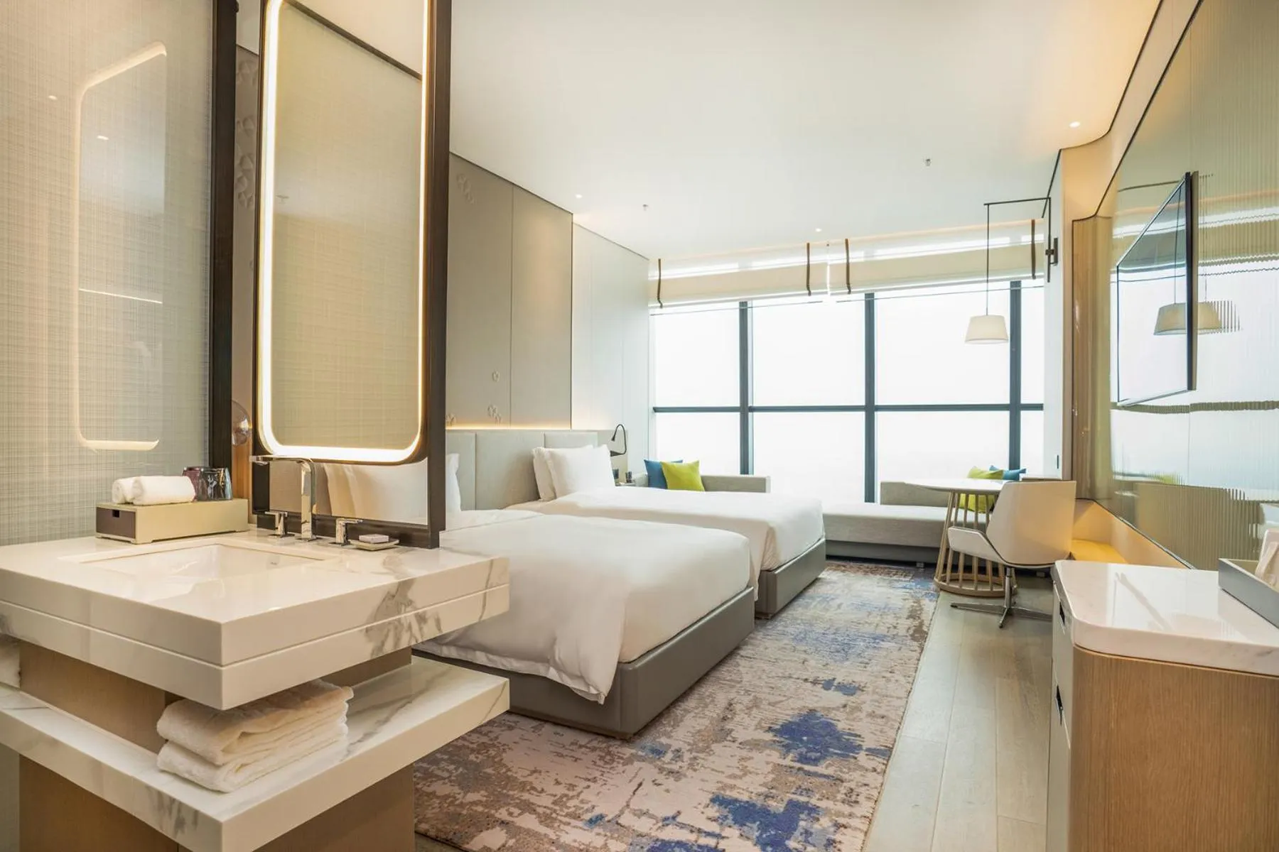 Deluxe Twin Room with City View - Non-Smoking in Wyndham Foshan Nanhai