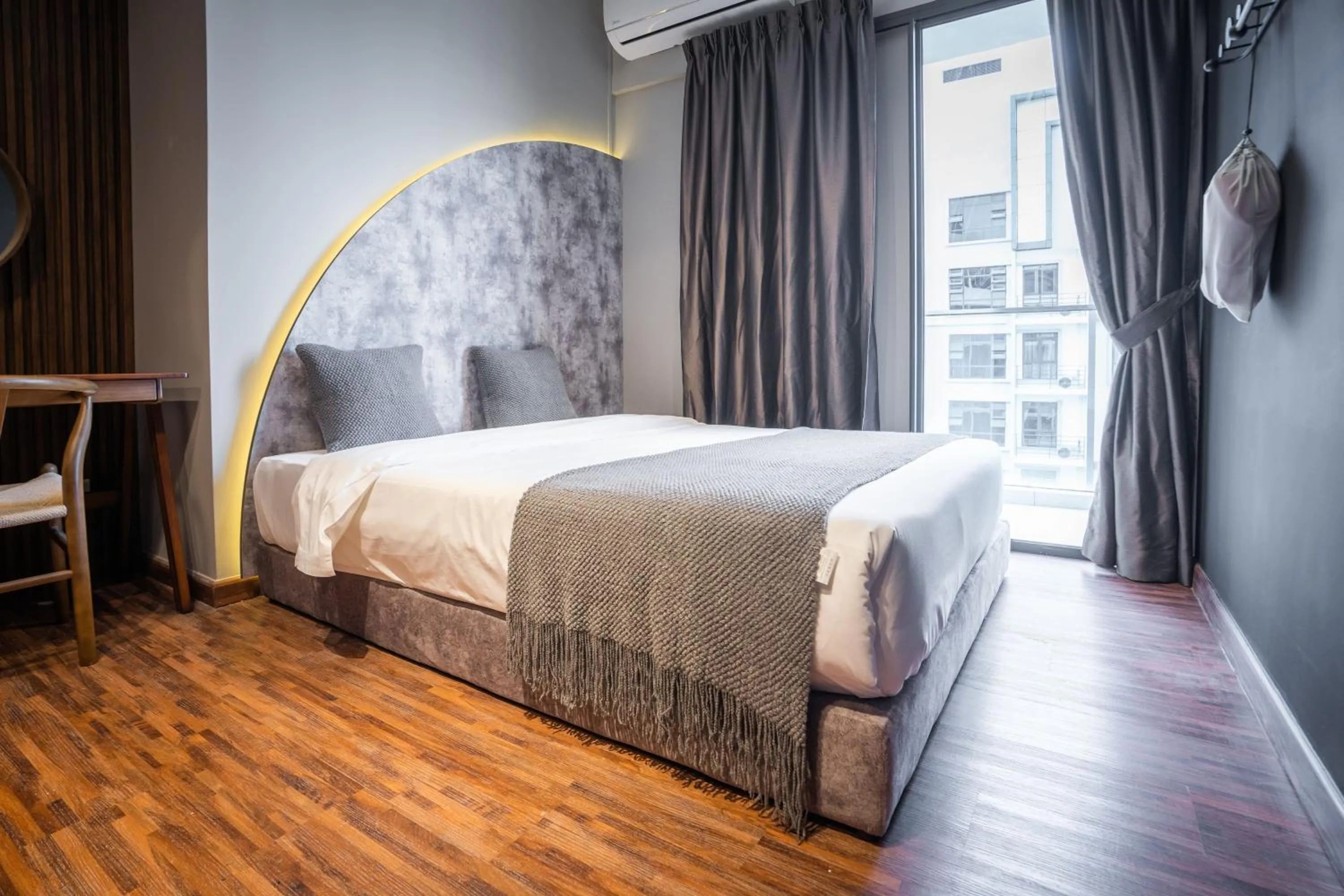 Queen Studio in K Avenue by CAIRO