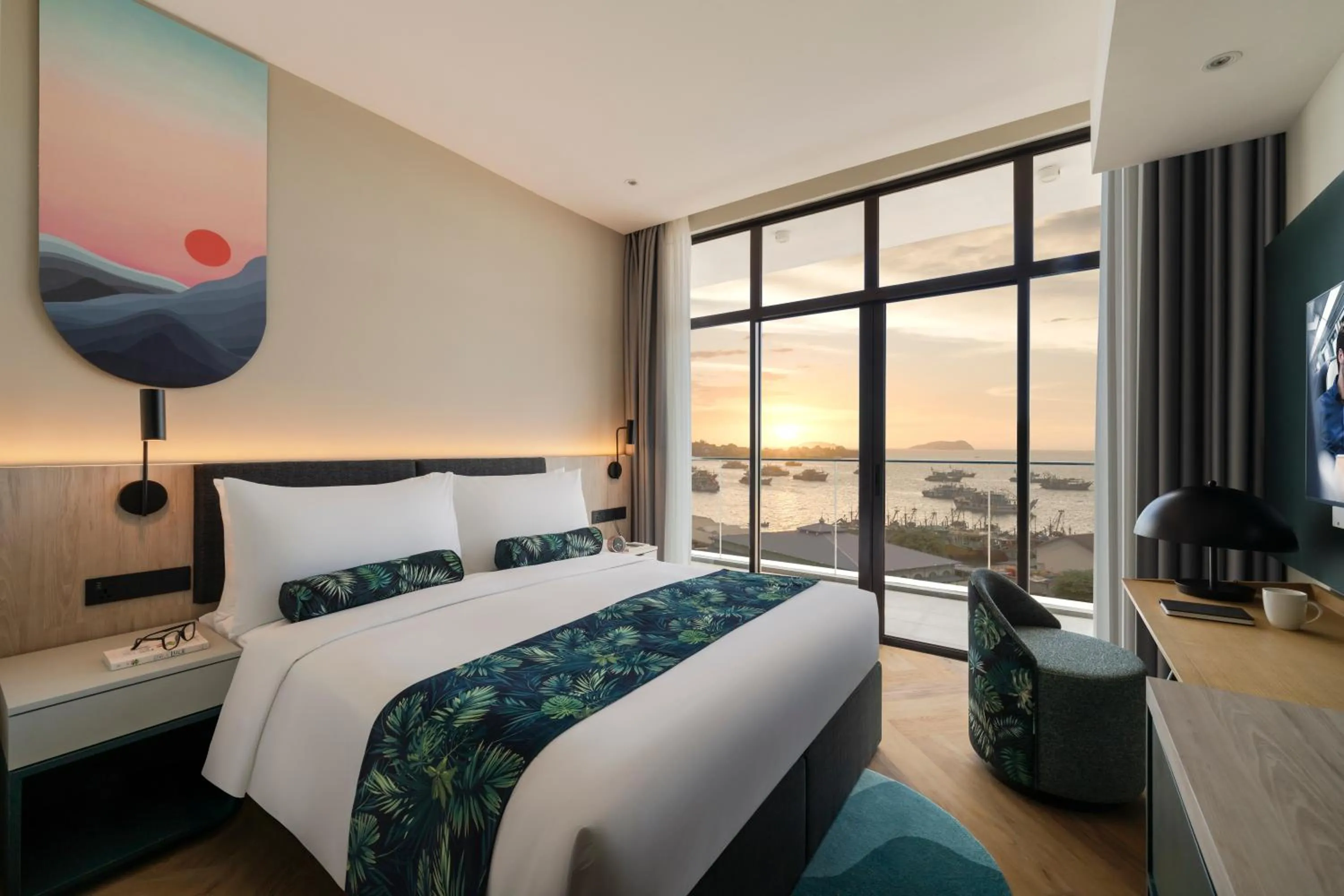 Studio Premier Queen with Seaview in Citadines Waterfront Kota Kinabalu