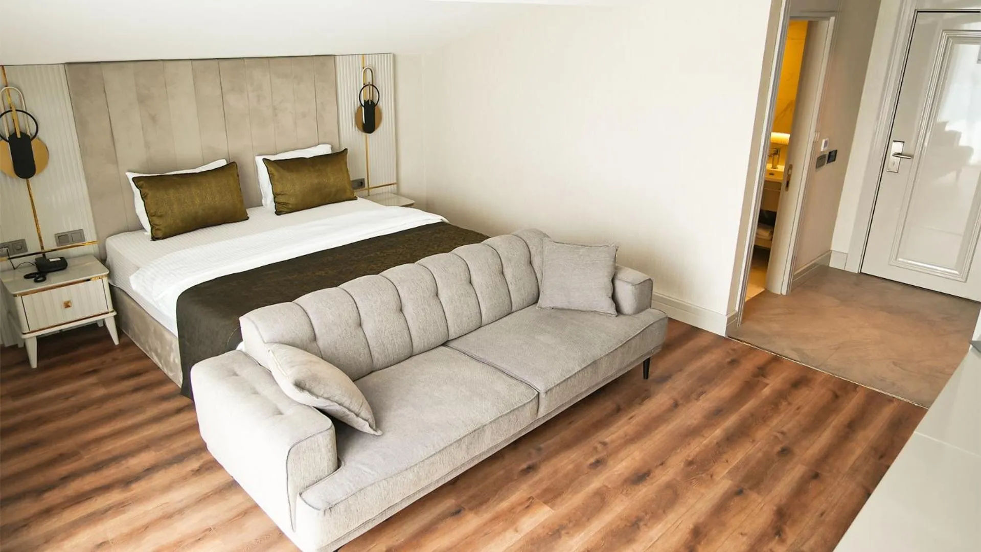 Family Suite in Sky Hill Hotel