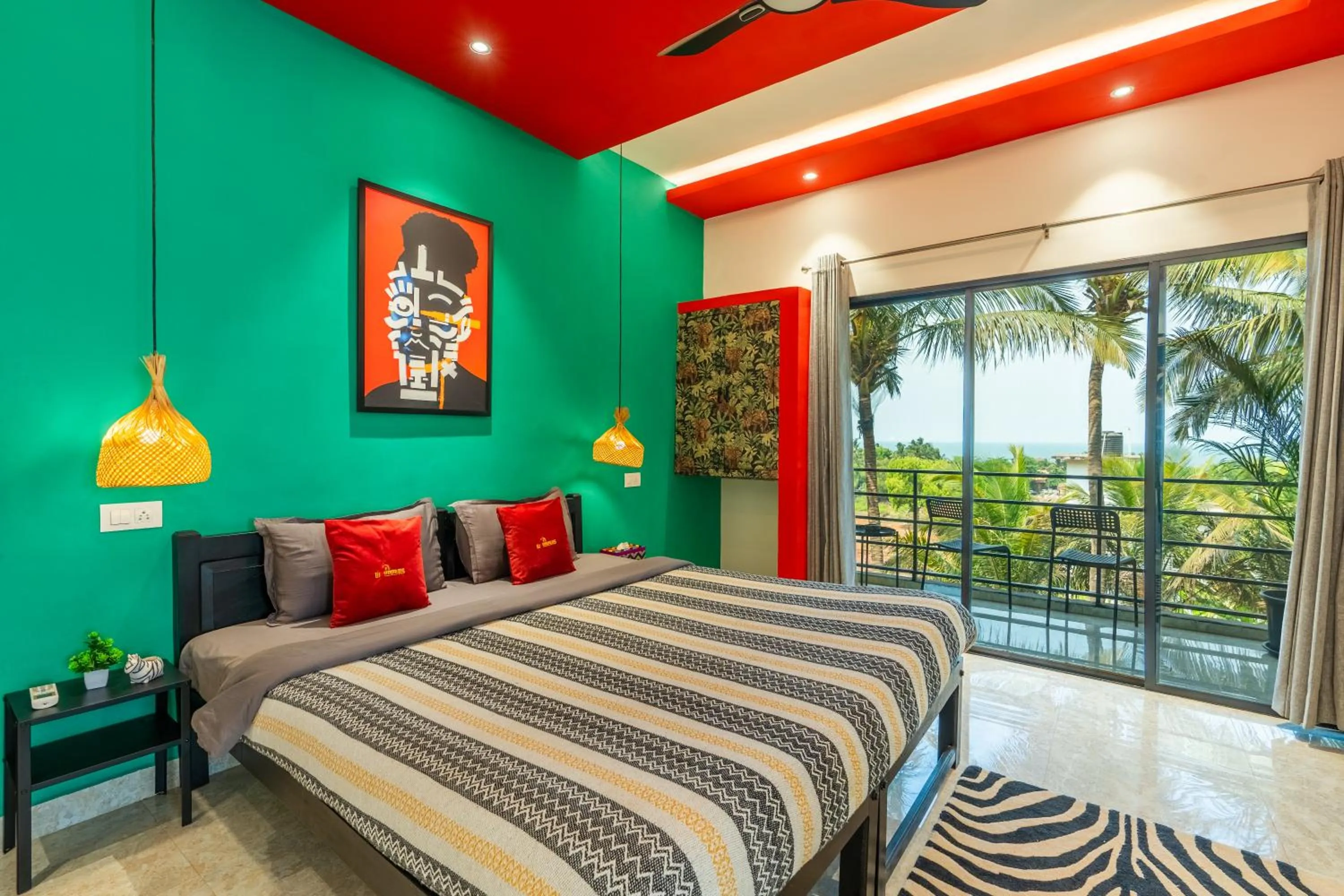 Deluxe Double Room with Bath in Whoopers Boutique Hotel Morjim