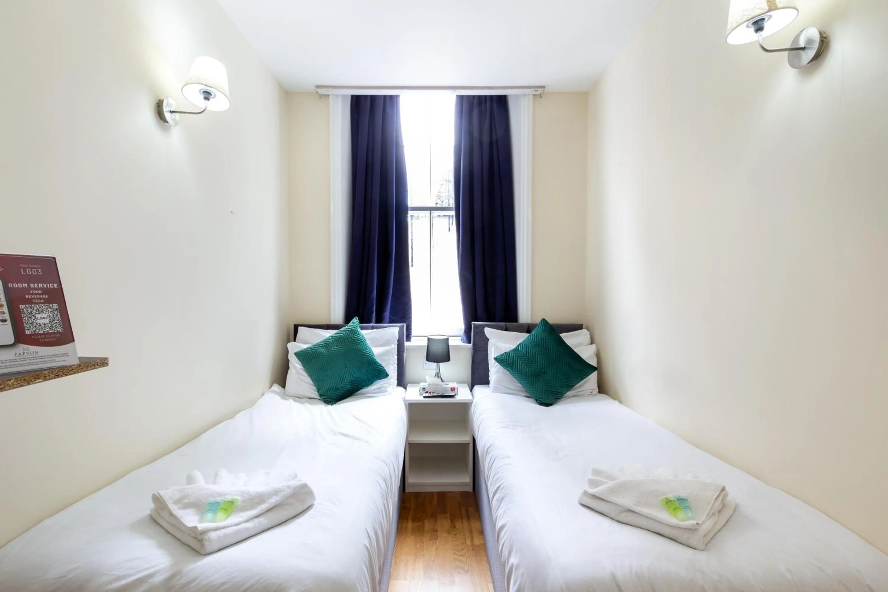 Twin Room - single occupancy in Coronation Hotel