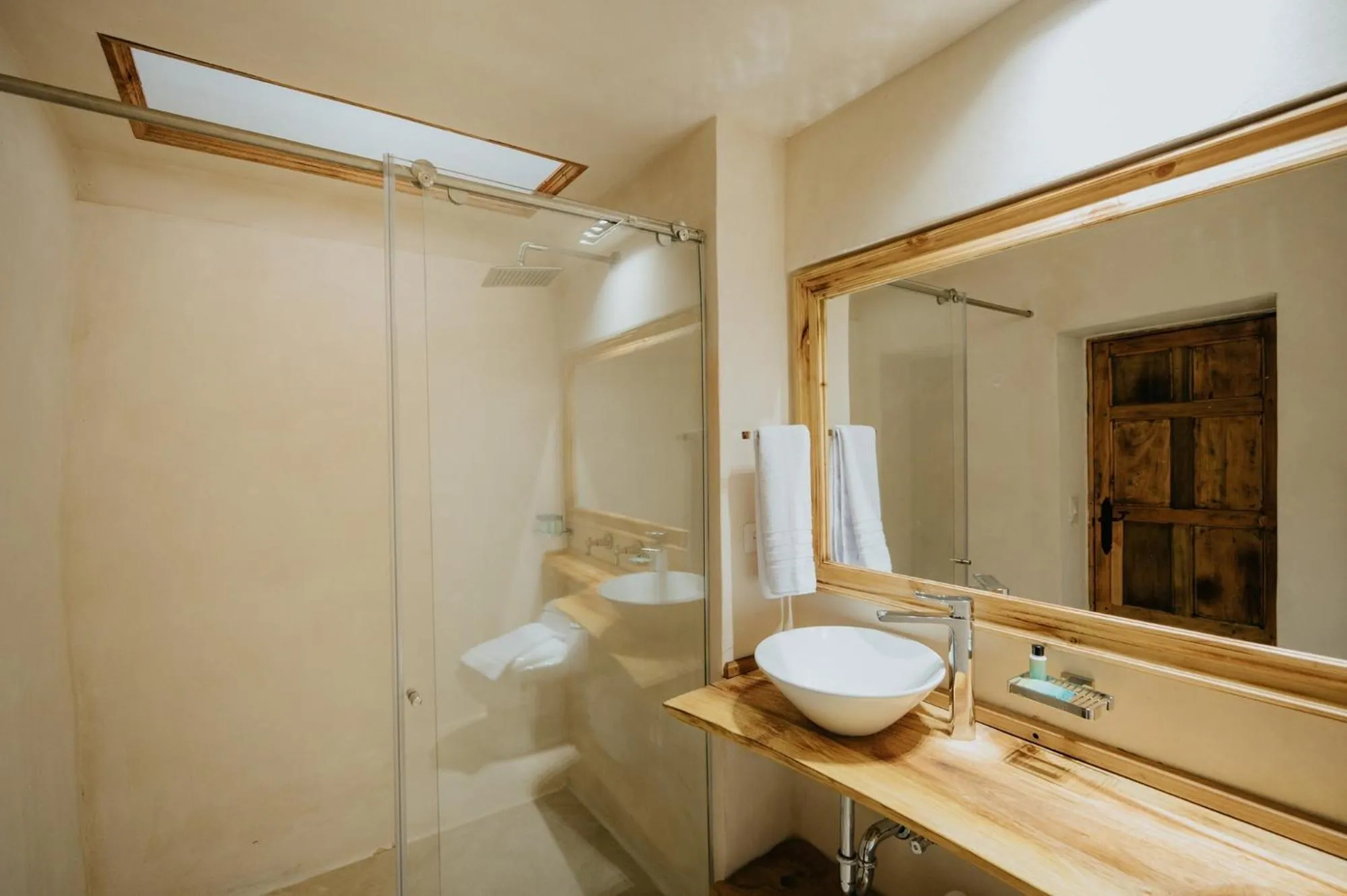 Twin Room in Hotel La Corada