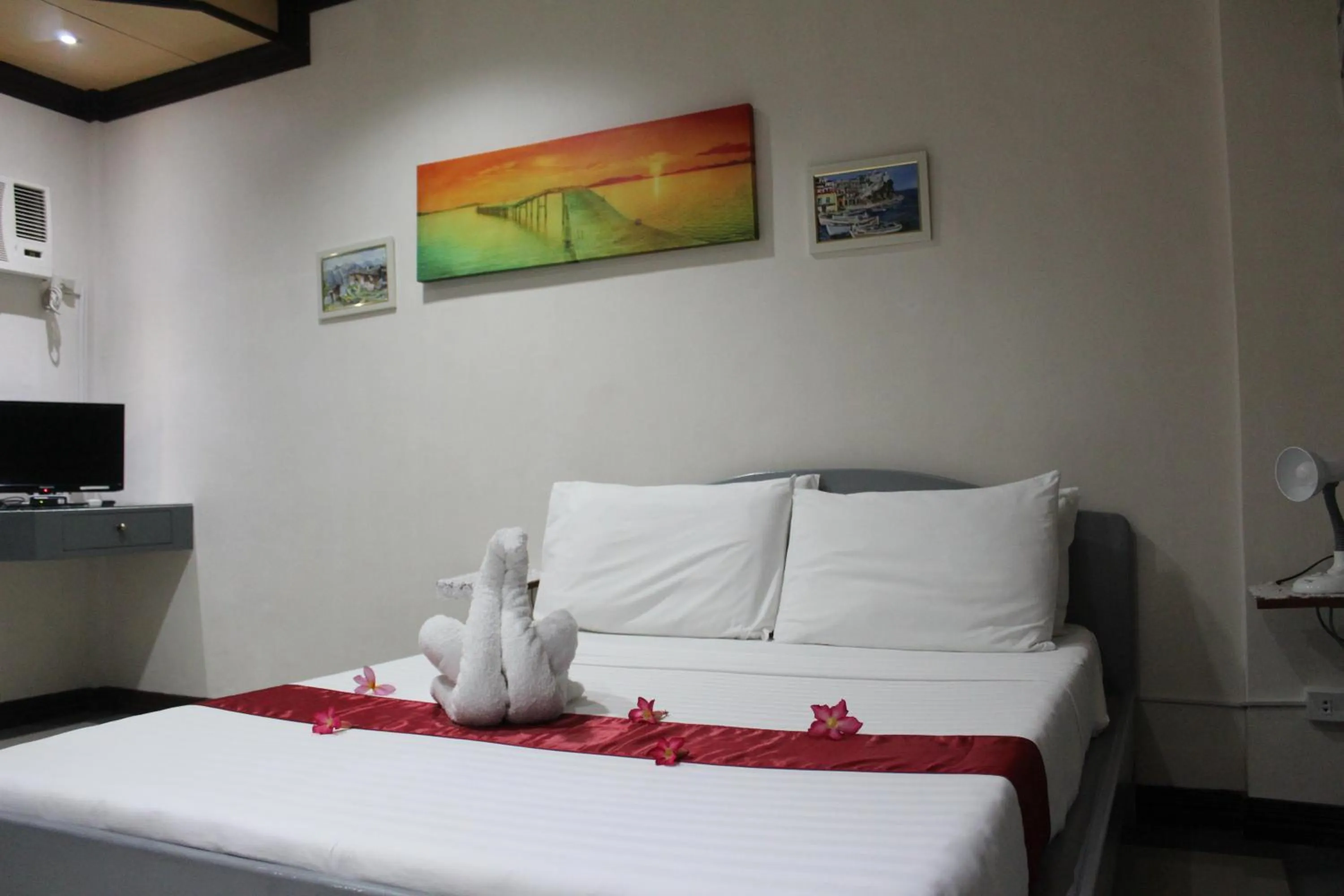 Standard Double Room in LORELEI BEACH RESORT