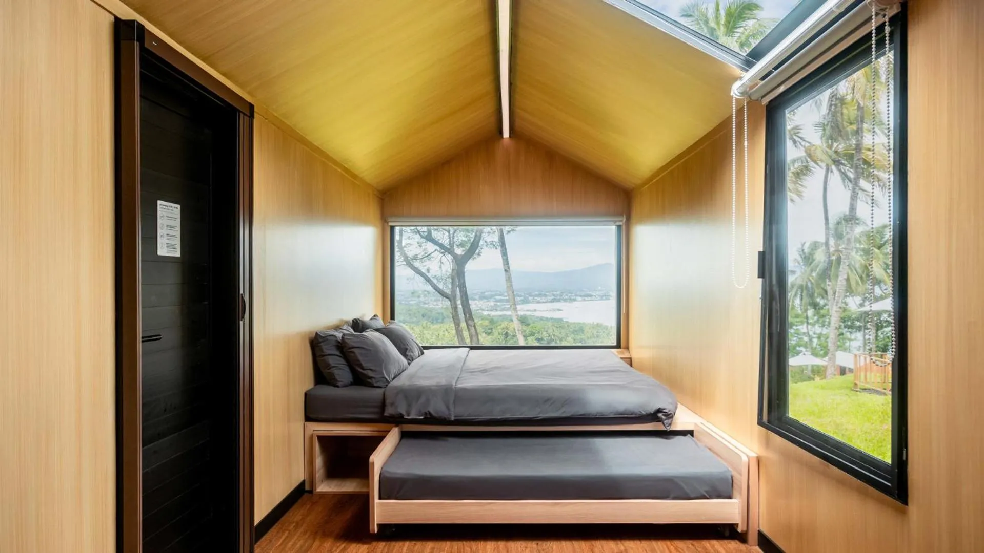 Executive Cabin in Bobocabin Bunaken Hills, Manado