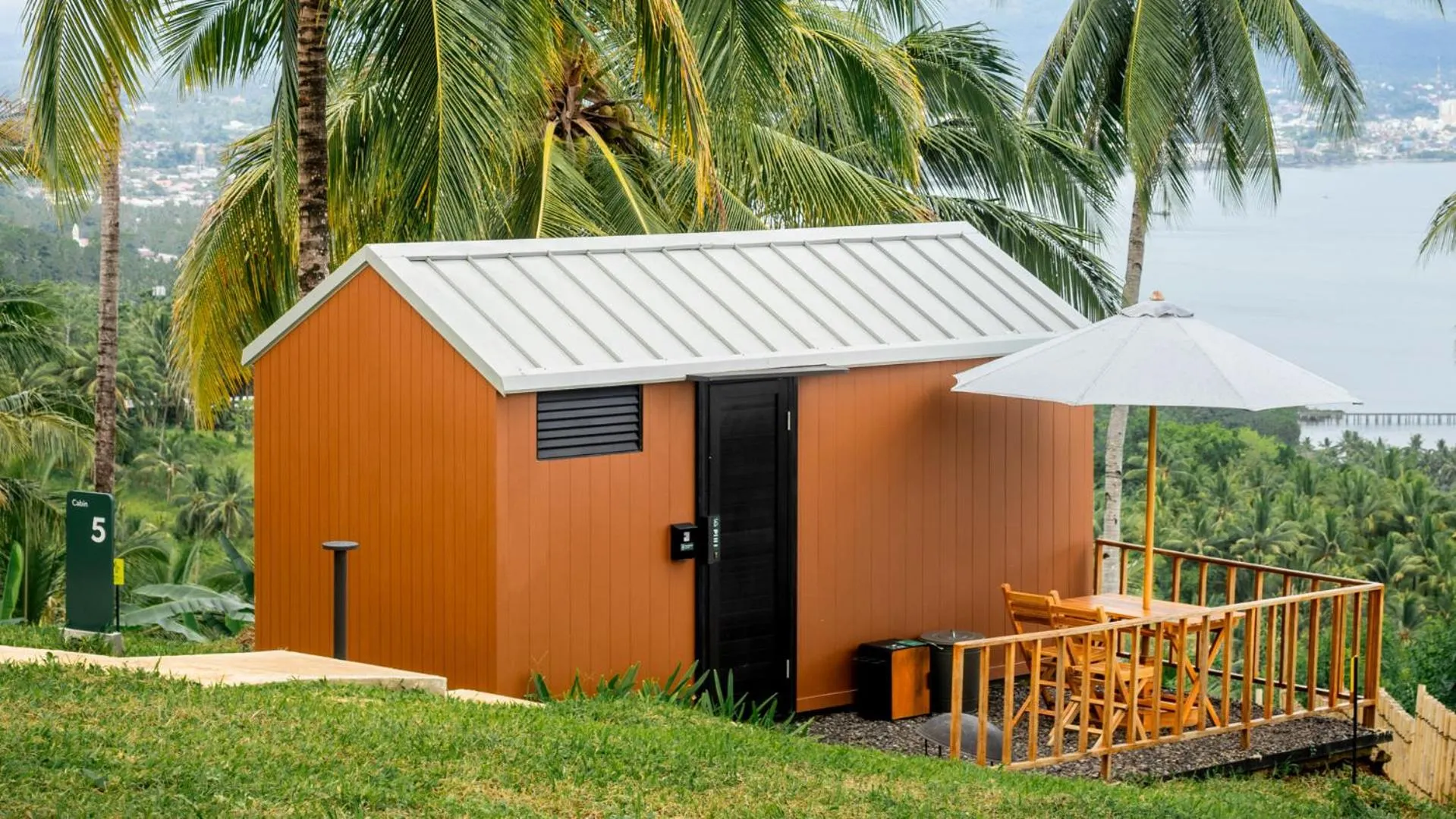 Deluxe Cabin in Bobocabin Bunaken Hills, Manado