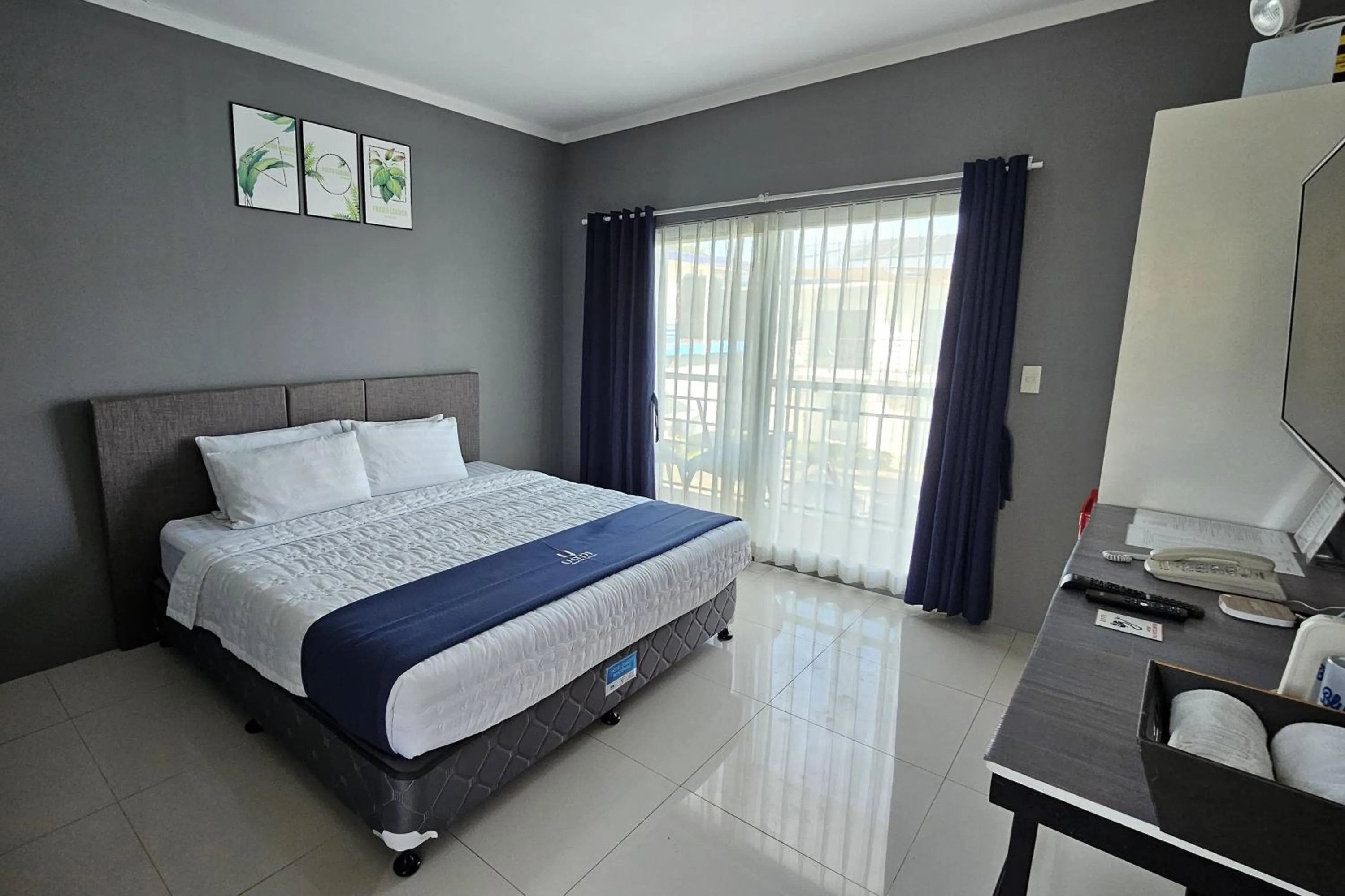 Deluxe King Room in Casa Blu Hotel & Resort