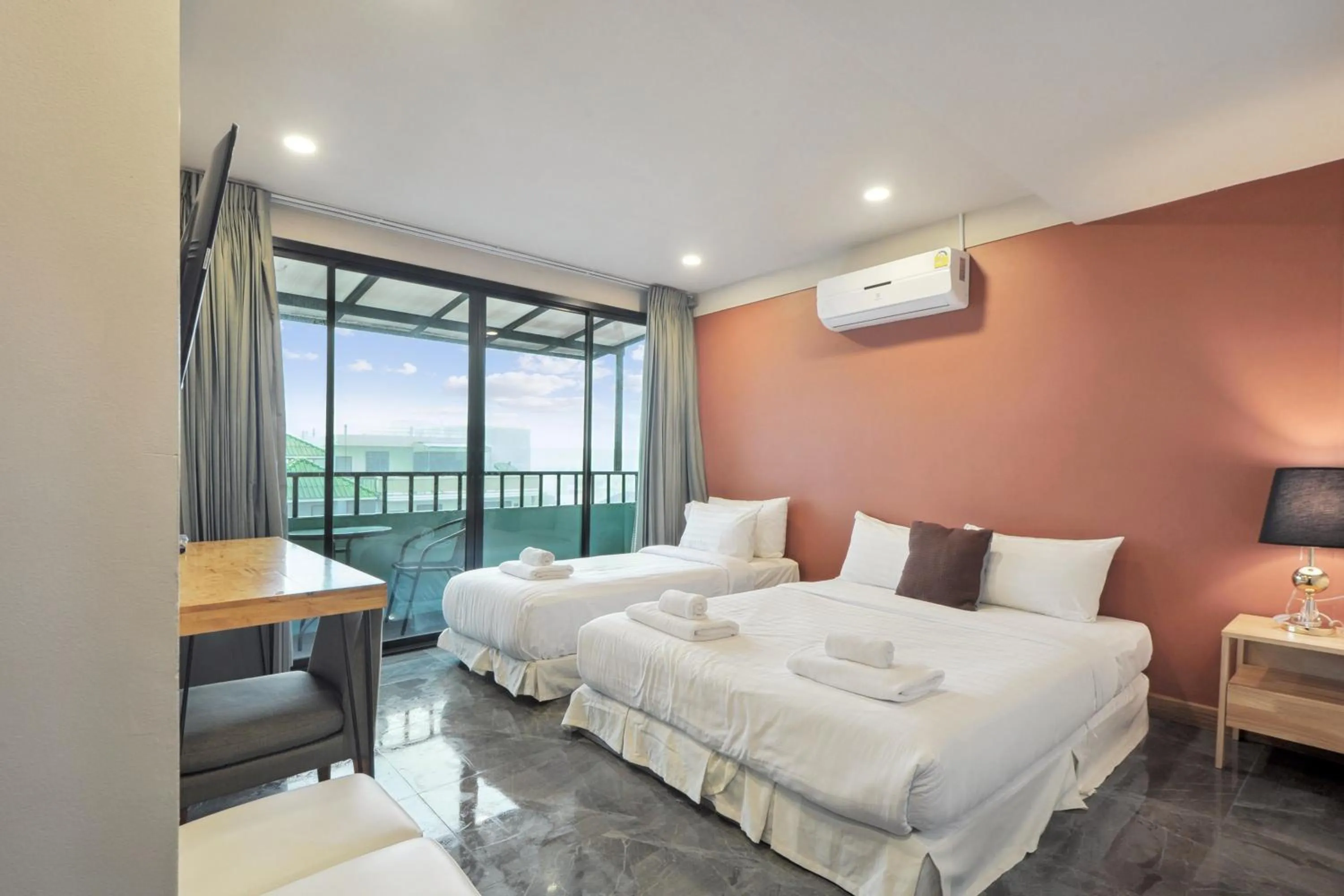 Triple Room with Terrace in Ployburi Boutique Hotel