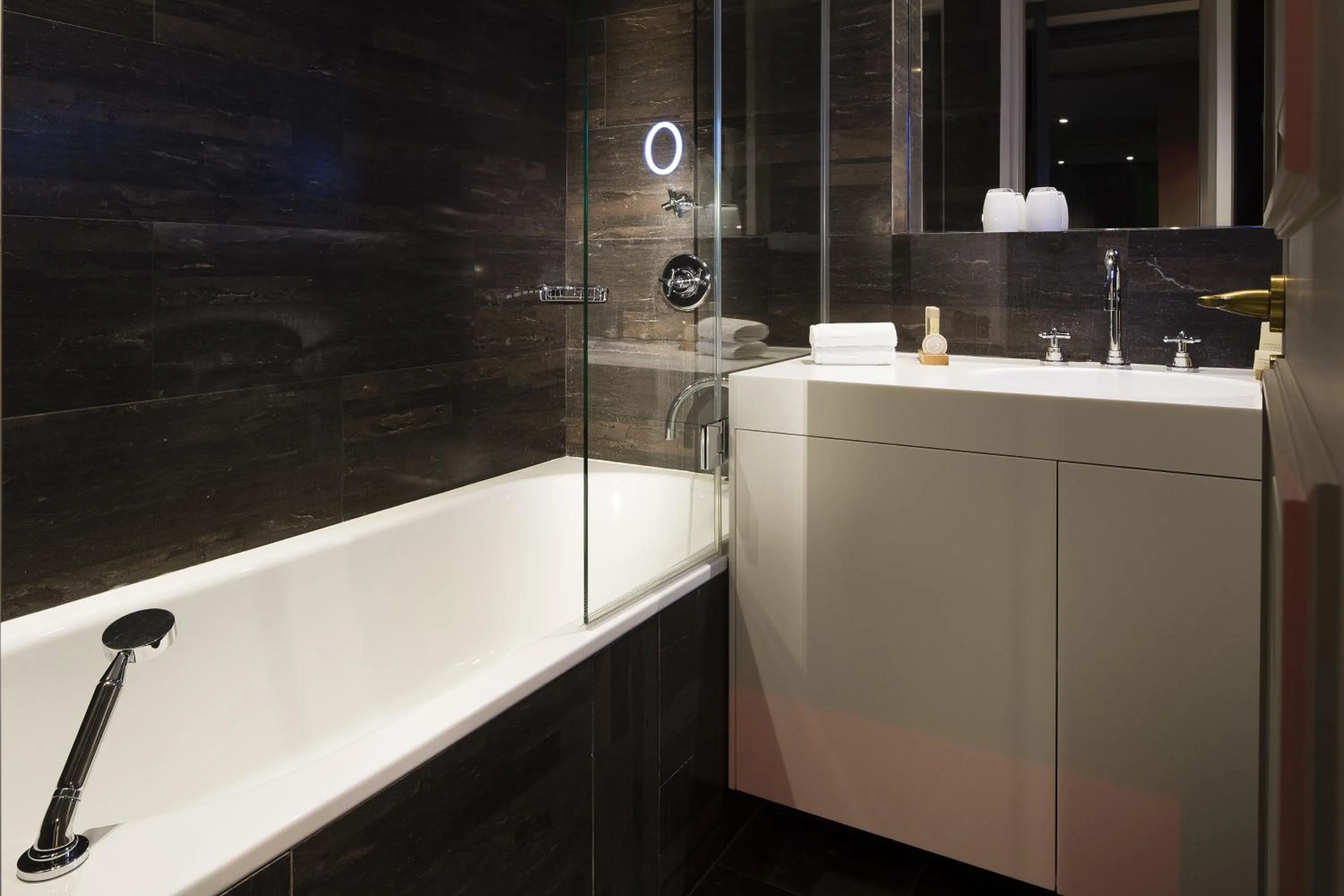 Deluxe Room in Hôtel Le Marianne