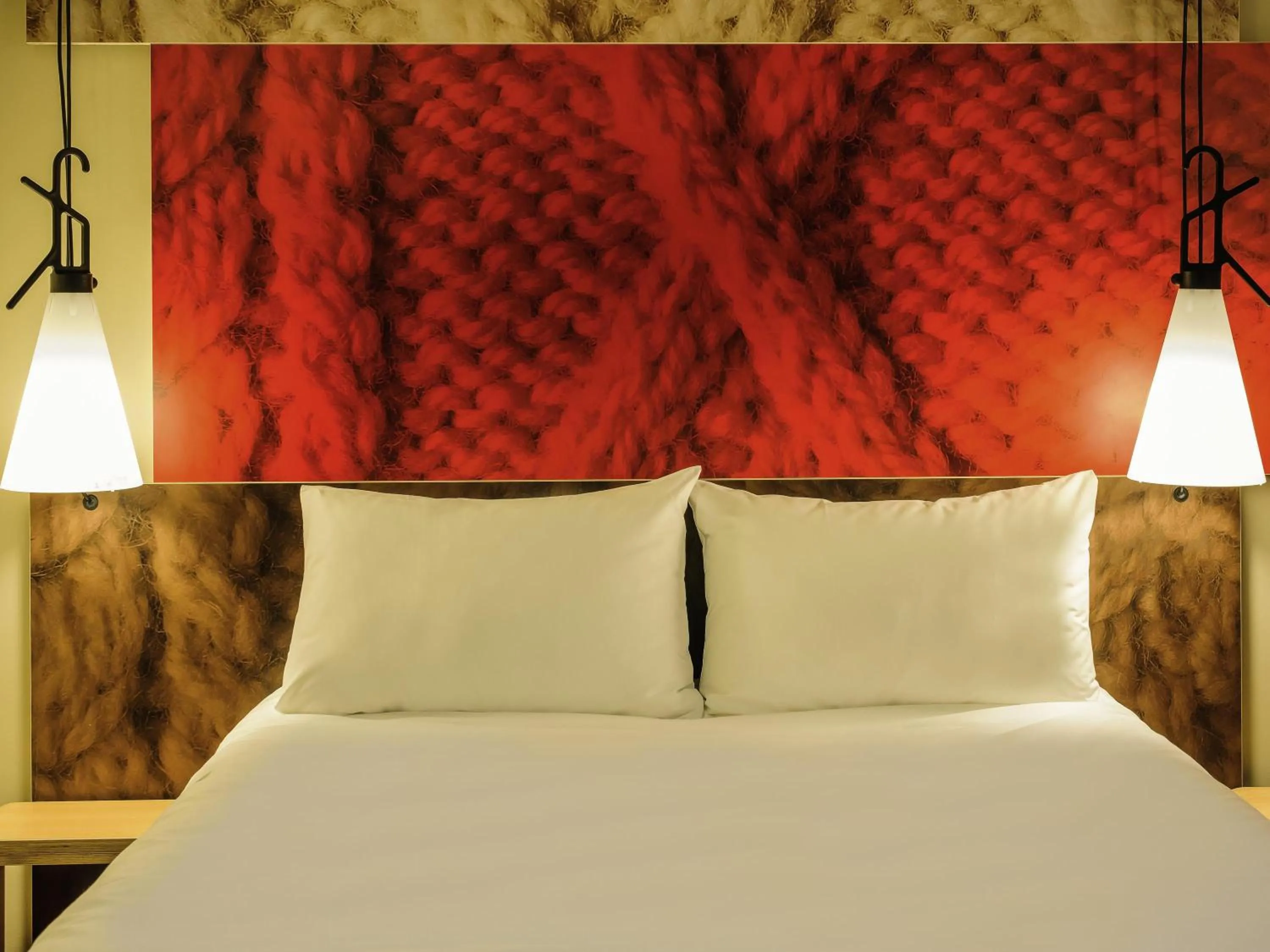 Standard Family Suite with Two Connecting Rooms in Ibis Hamburg City