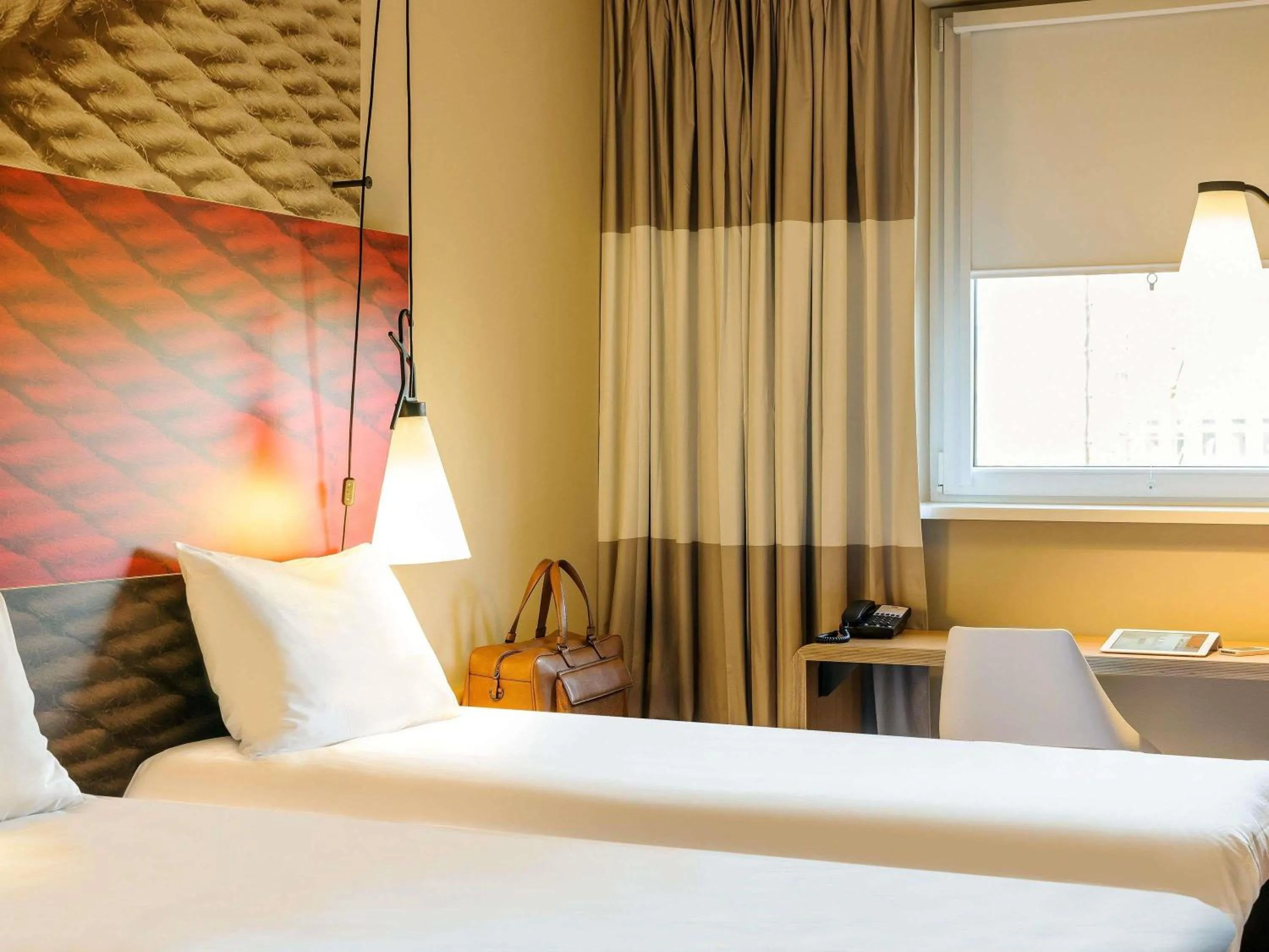 Standard Twin Room in Ibis Hamburg City