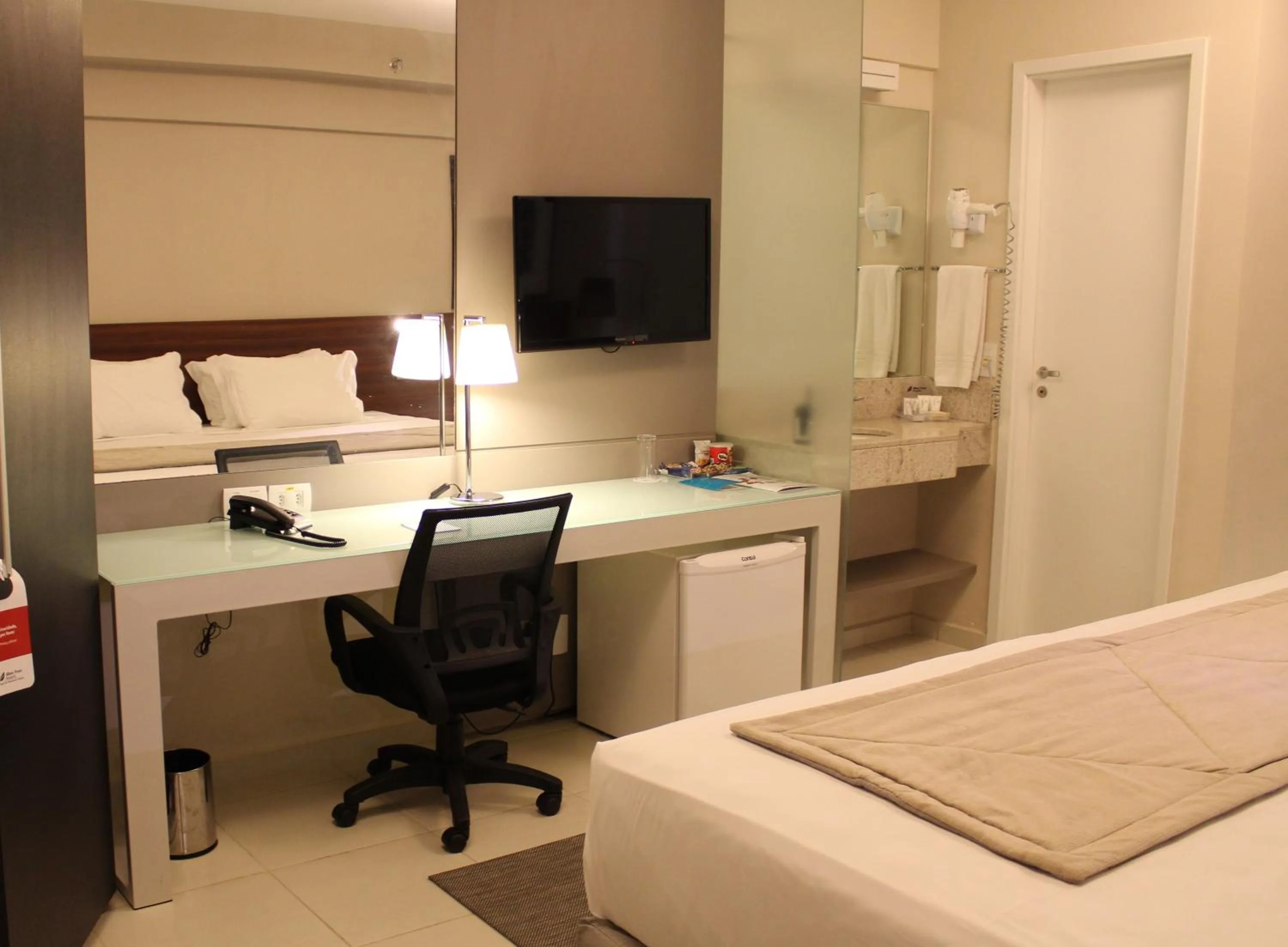 Luxury Apartment - single occupancy in Blue Tree Towers Bauru