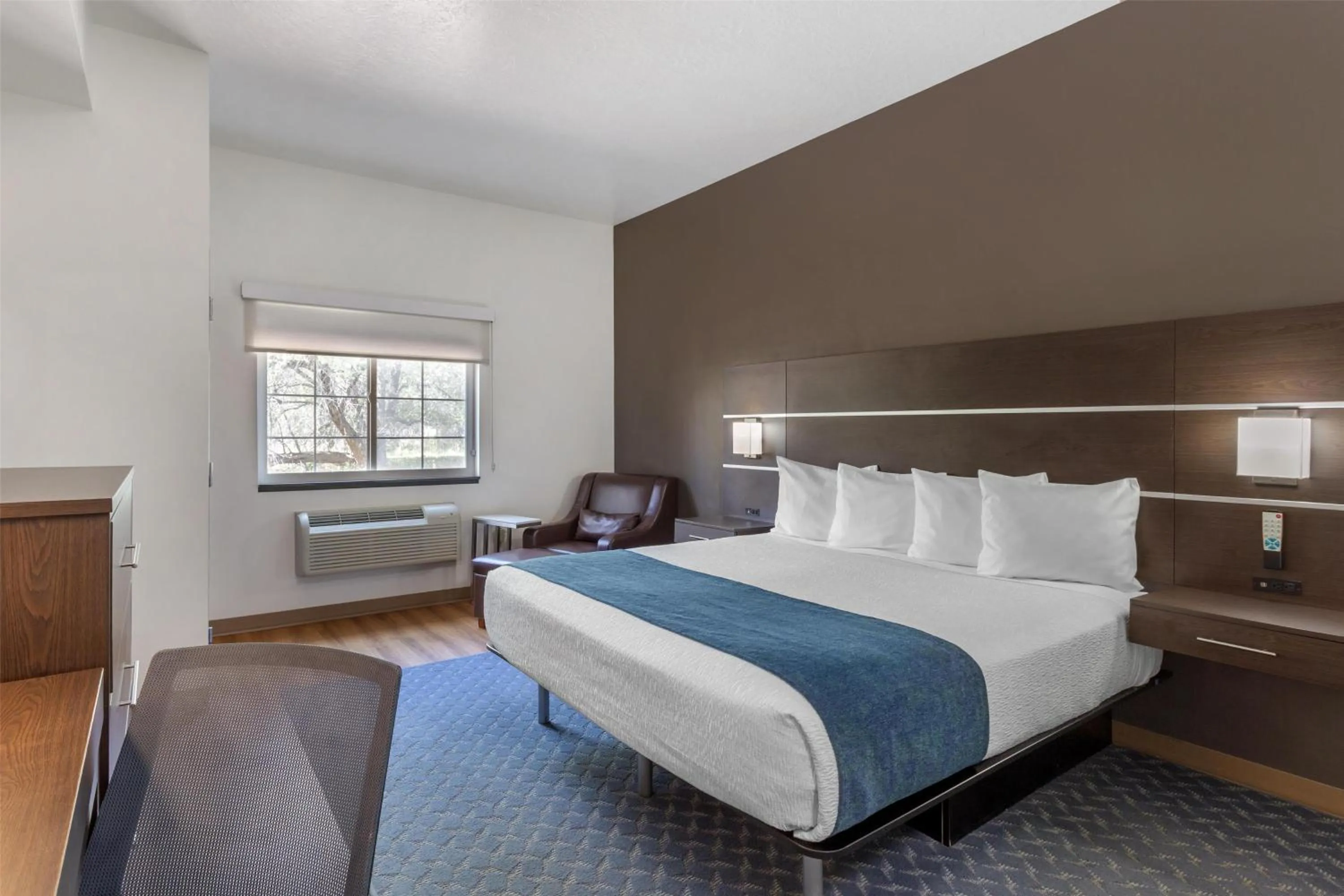 Deluxe King Studio in Best Western Duchesne Inn