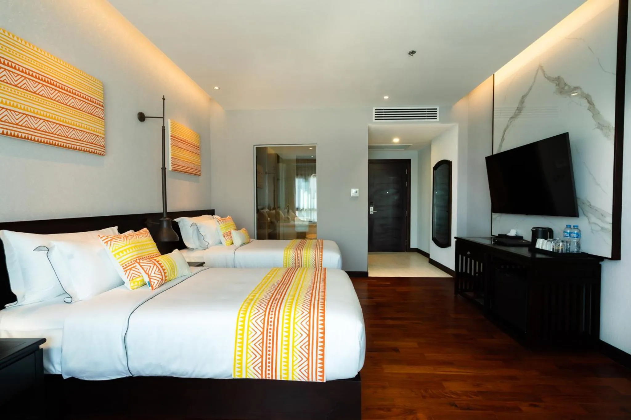 Twin Room with City View in Mintra Hotel Vientiane