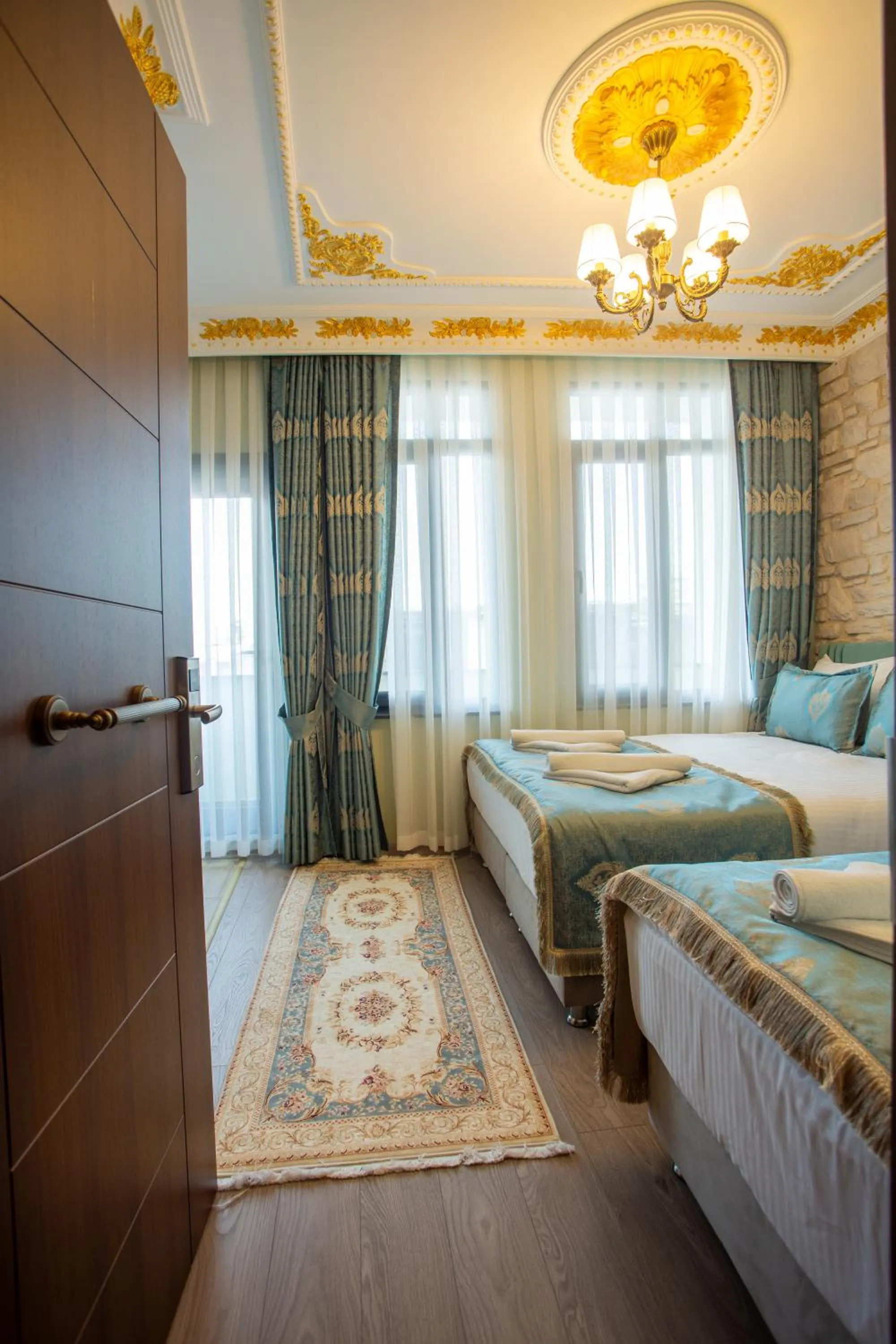 Deluxe Triple Room with Sea View in Sayina Hotel