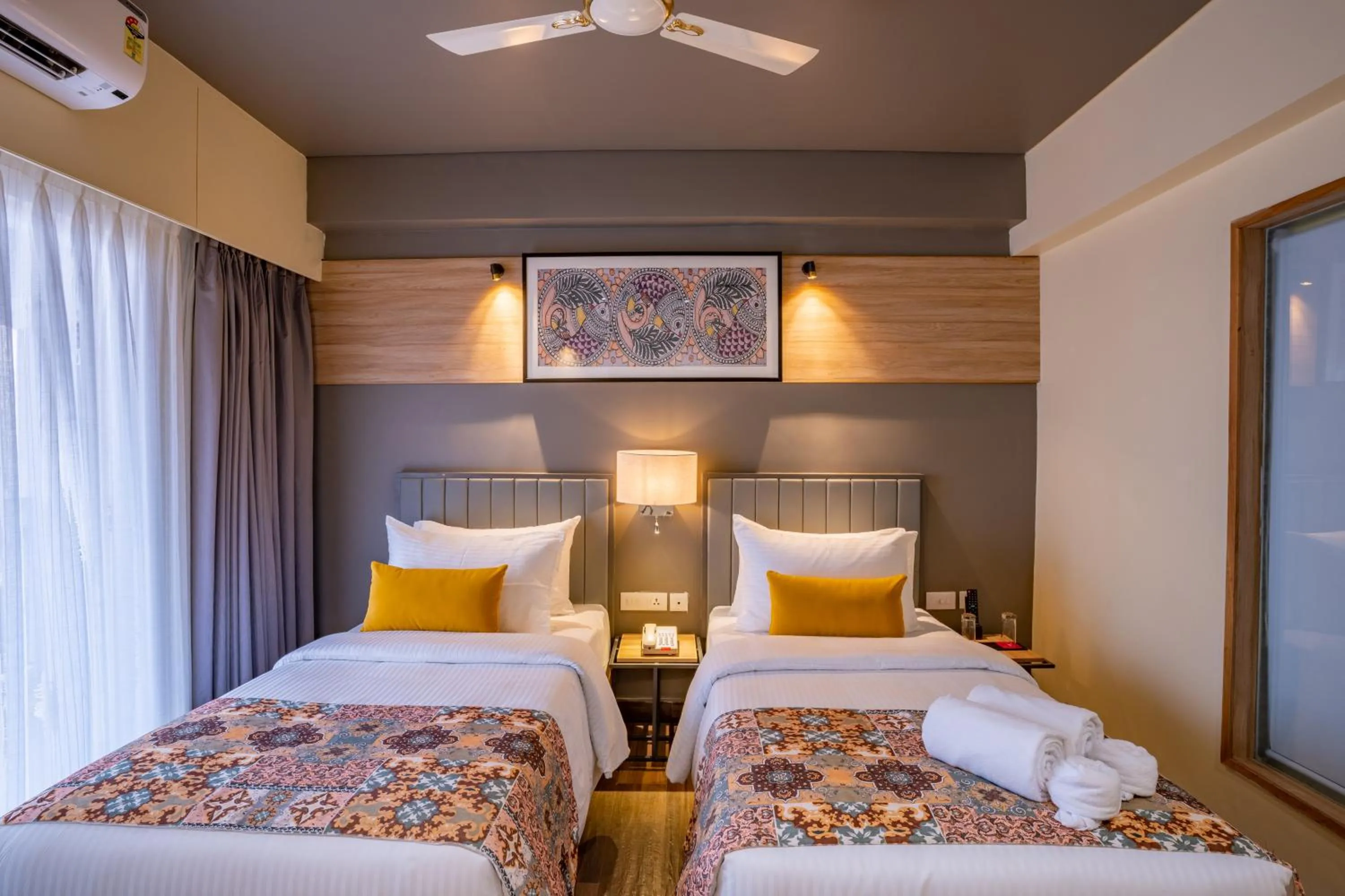 Executive Twin with Balcony Sea Facing - single occupancy - Enjoy Complimentary Hi-Tea in Regenta Central Puri Odisha