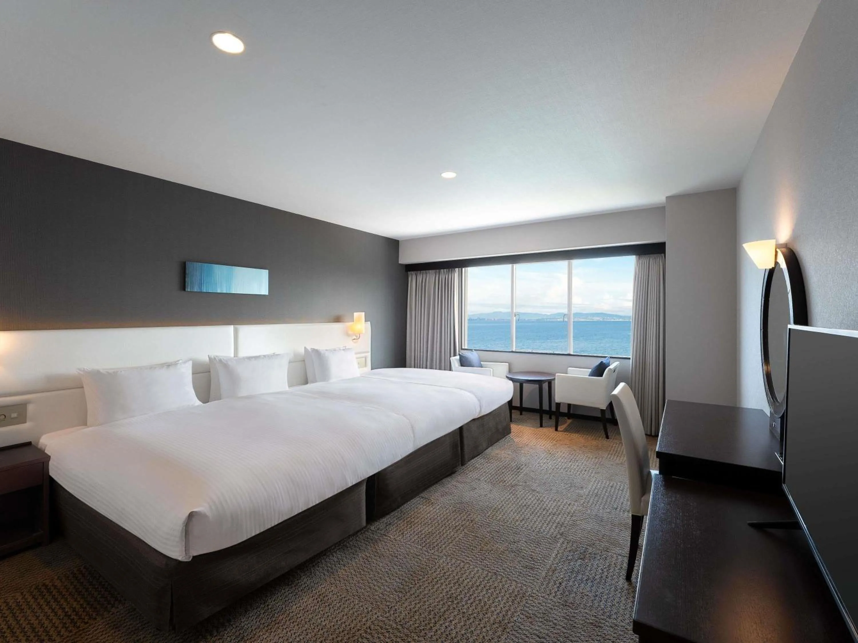 Standard Triple Room with Three Single Beds and Ocean View in Grand Mercure Beppu Bay Resort & Spa