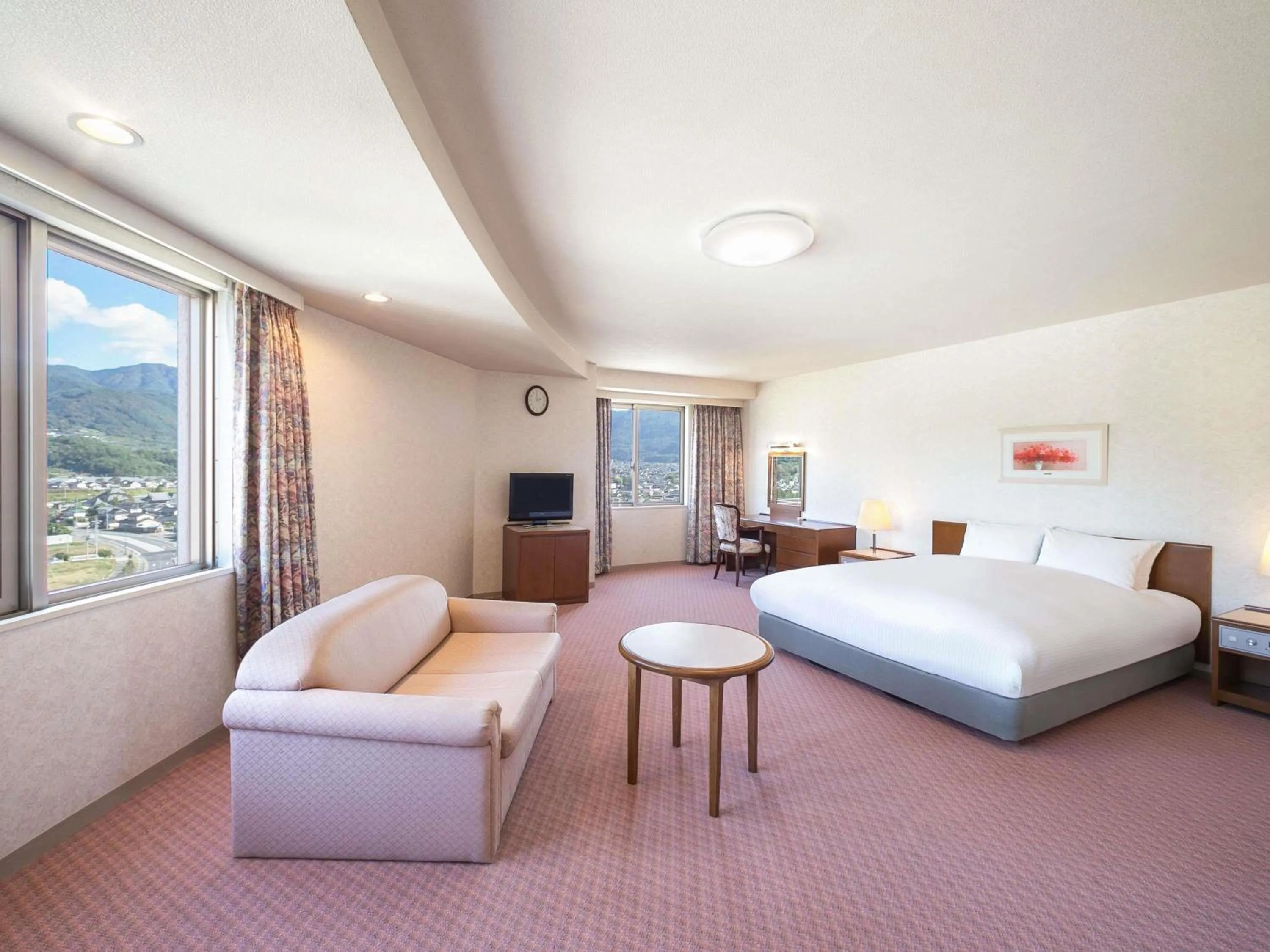 Classic Room with One Double Bed and One Sofa Bed - Mountain View in Mercure Nagano Matsushiro Resort & Spa