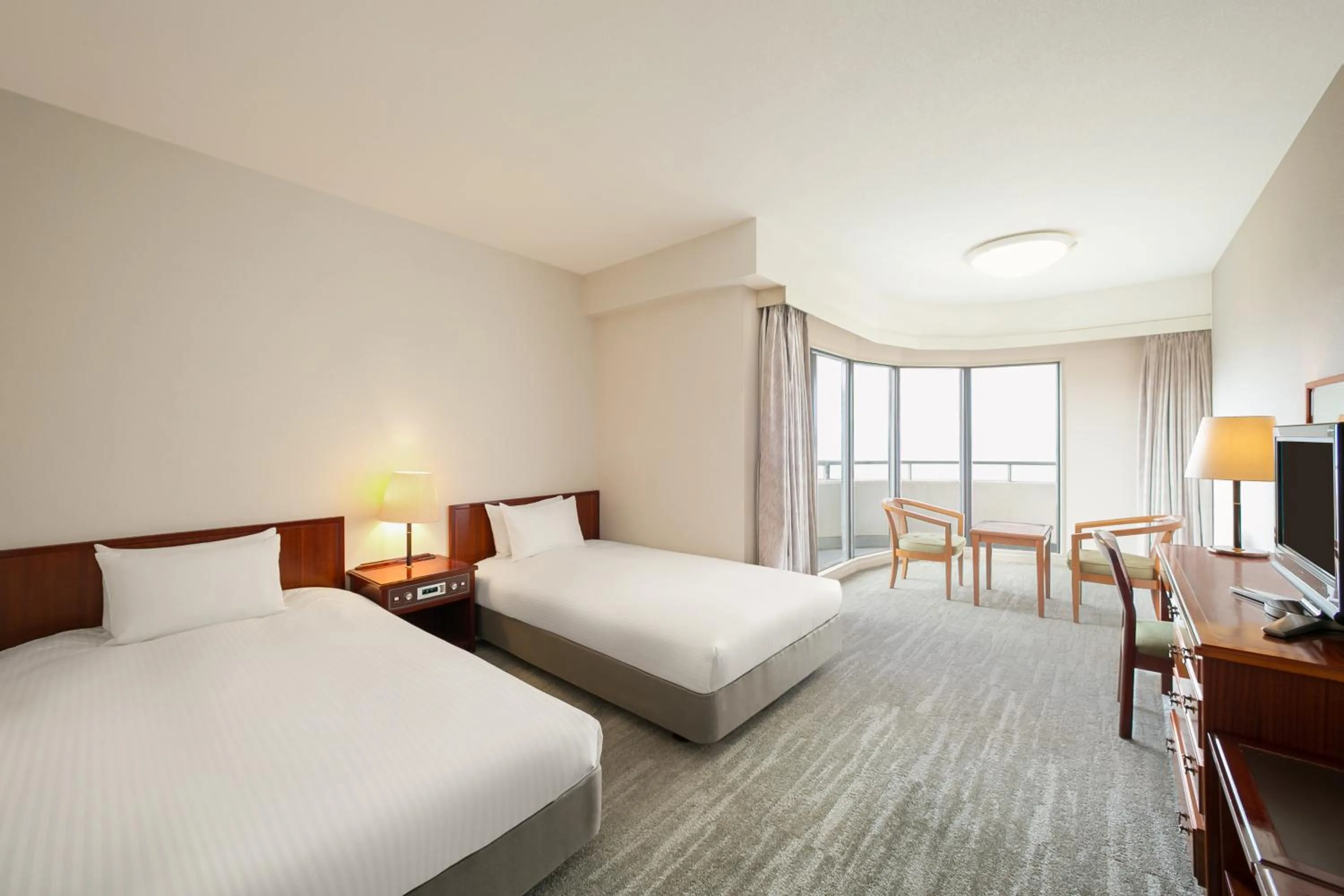 Classic Corner Room with Two Single Beds and Mountain View in Grand Mercure Awaji Island Resort & Spa