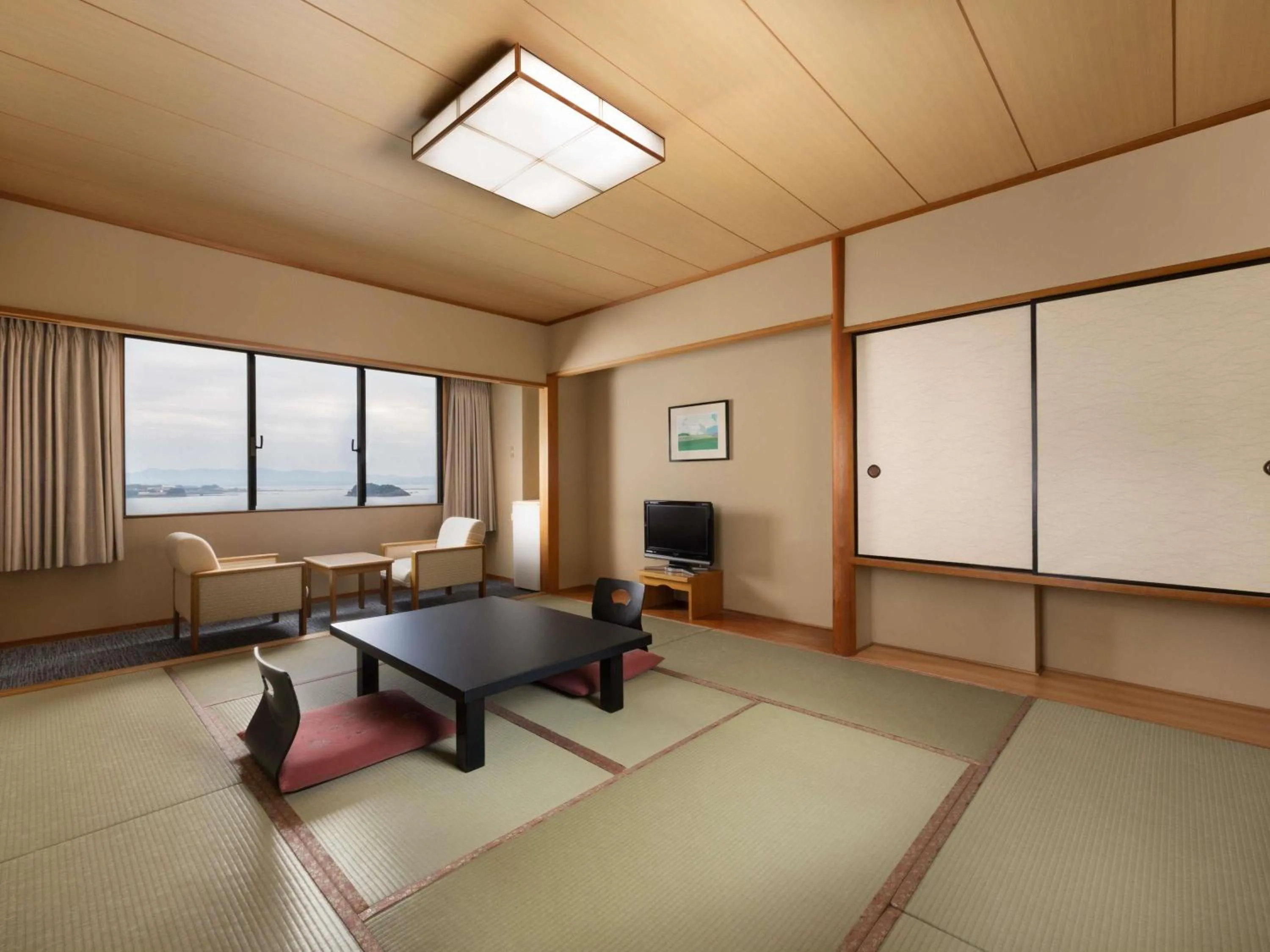 Japanese-Style Room with Ocean View in Grand Mercure Wakayama Minabe Resort & Spa