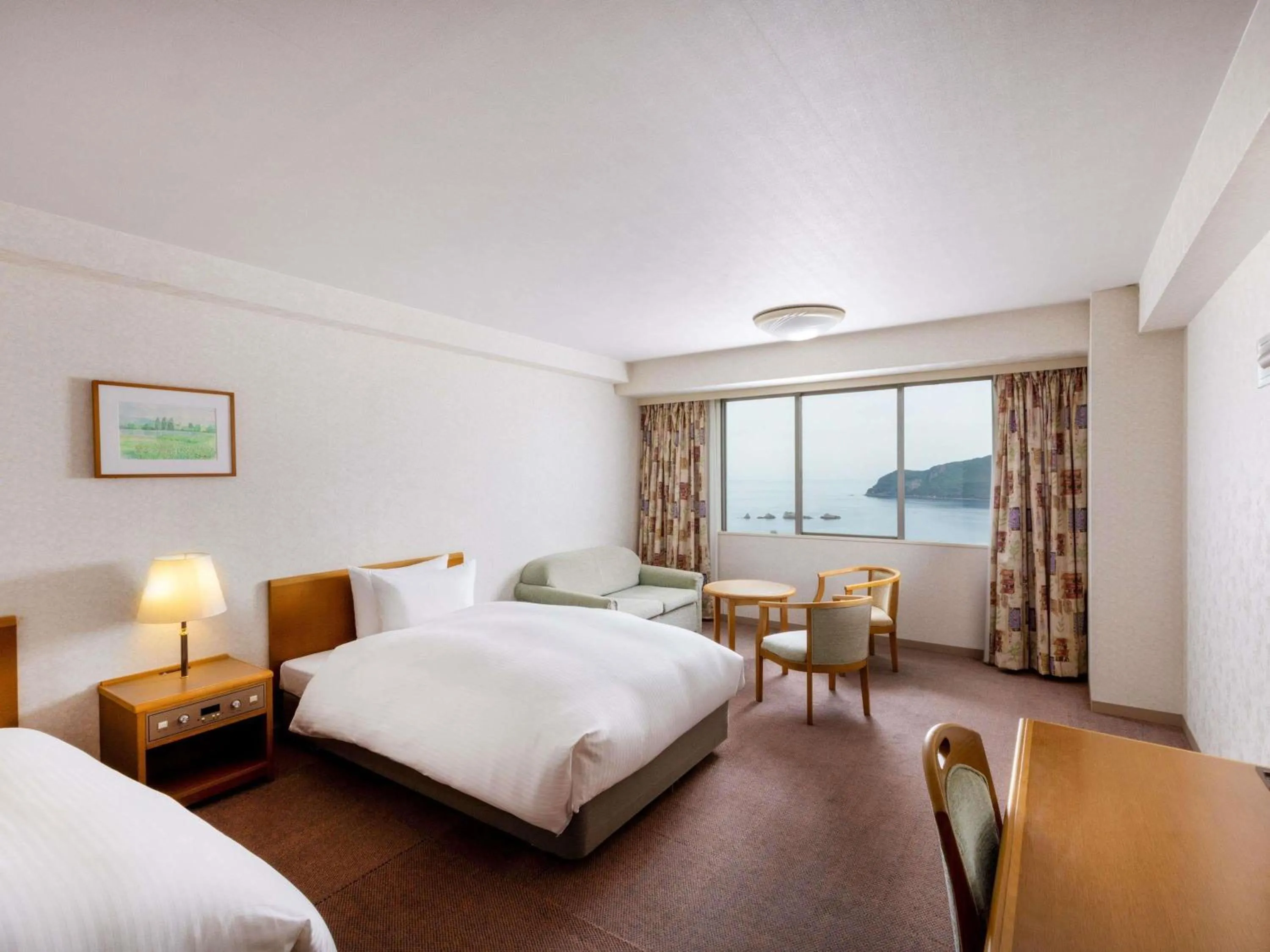 Classic Twin with Ocean View in Mercure Wakayama Kushimoto Resort & Spa
