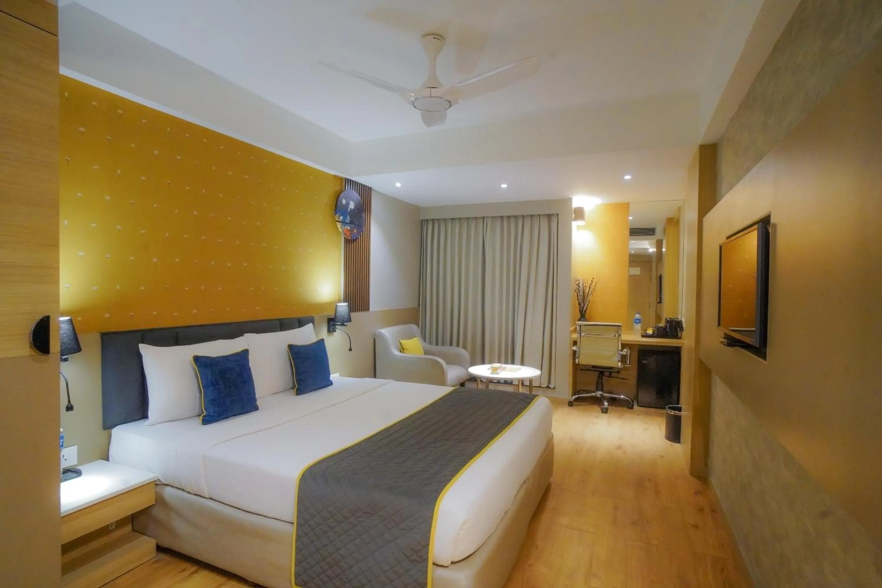 Premium Deluxe Room in Effotel By Sayaji Indore